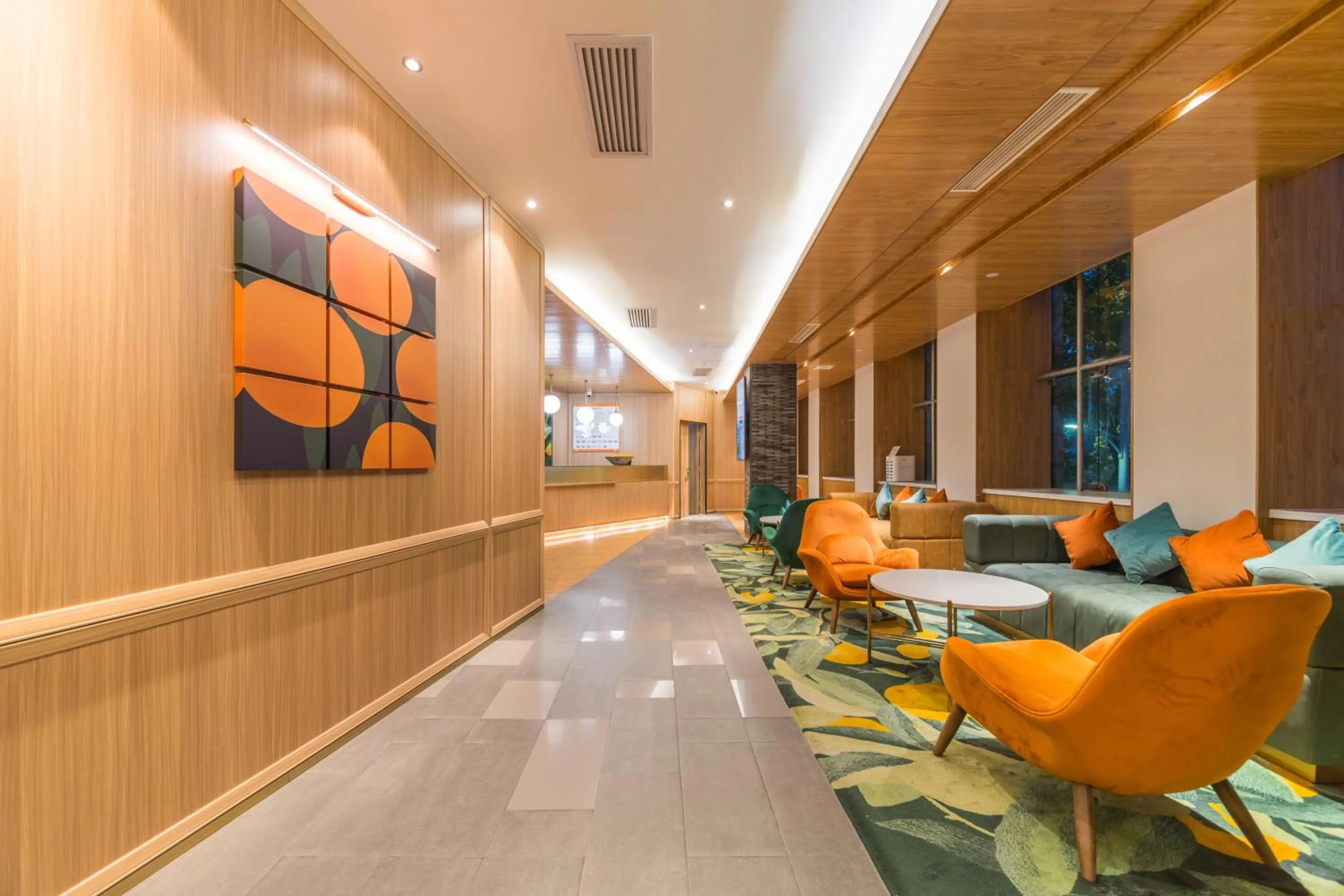 Orange Hotel Guangzhou Tianhe Gangding Subway Station