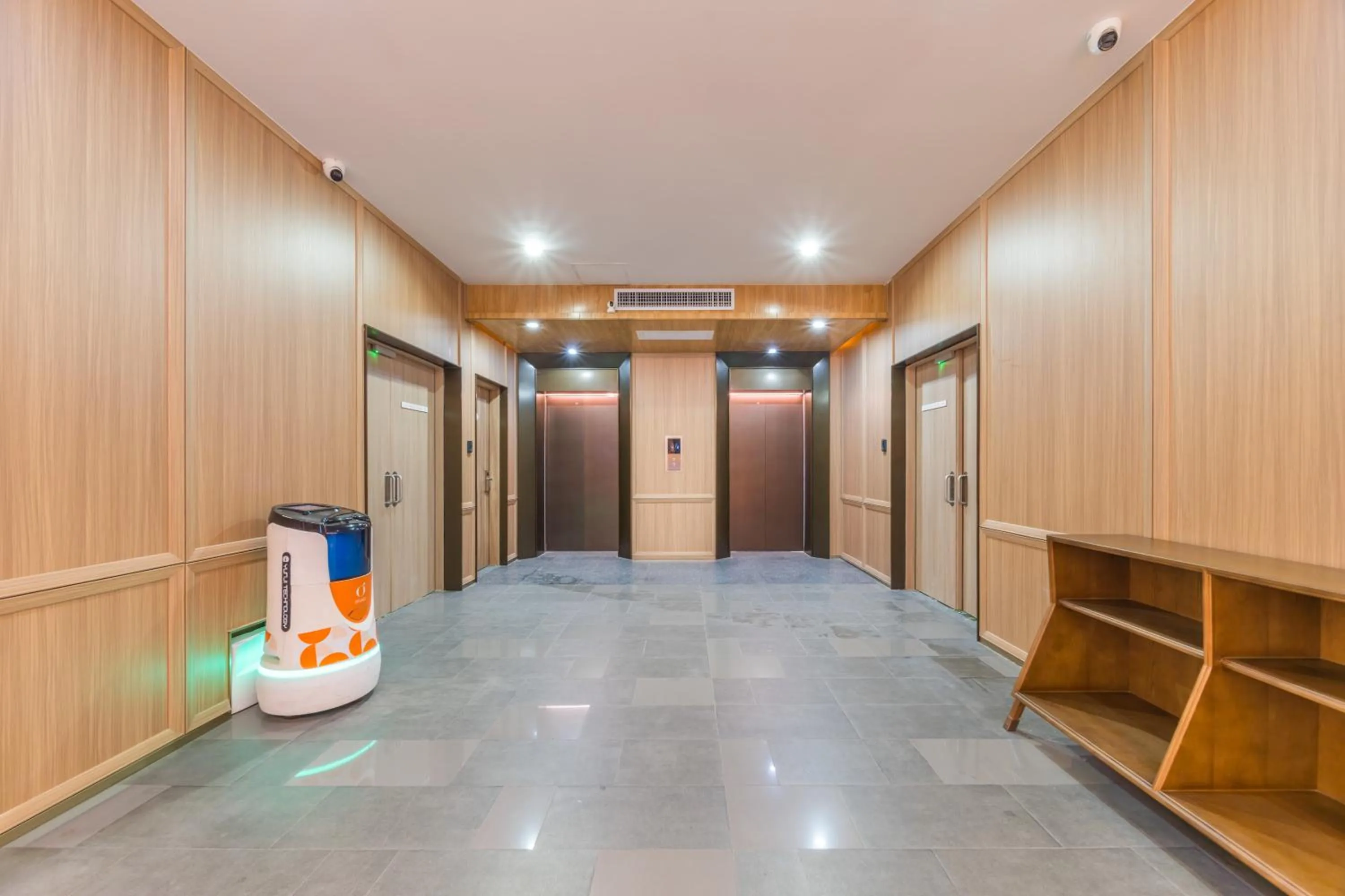 Orange Hotel Guangzhou Tianhe Gangding Subway Station