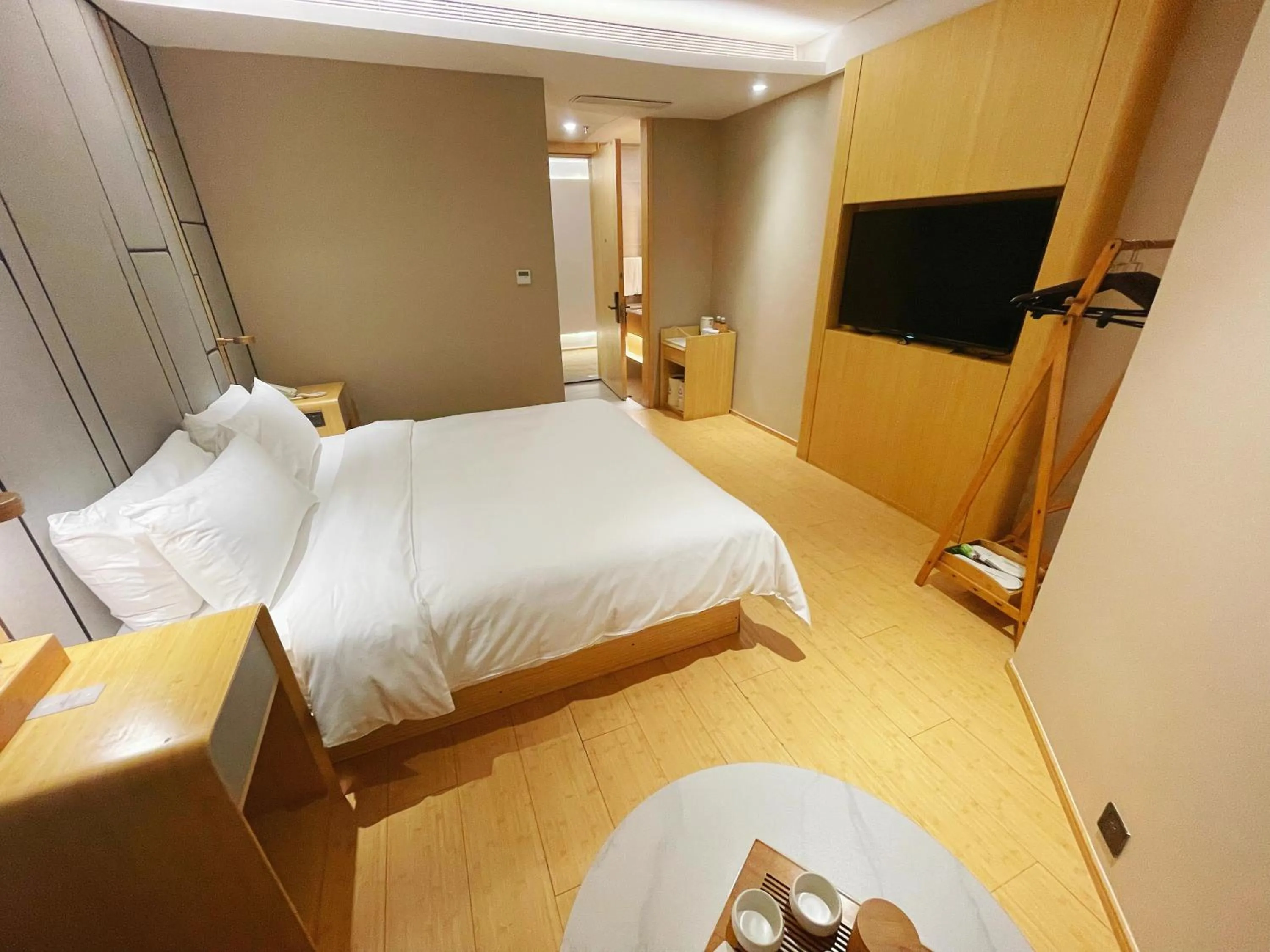 Bed in JI Hotel Shenzhen Shennan Avenue Huaqiang