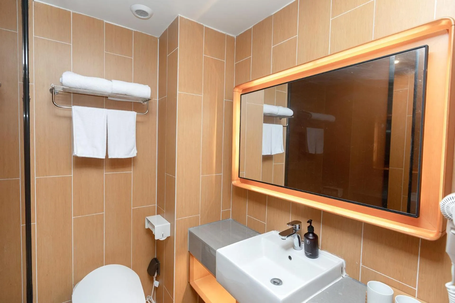 JI Hotel Shenzhen Shennan Avenue Huaqiang