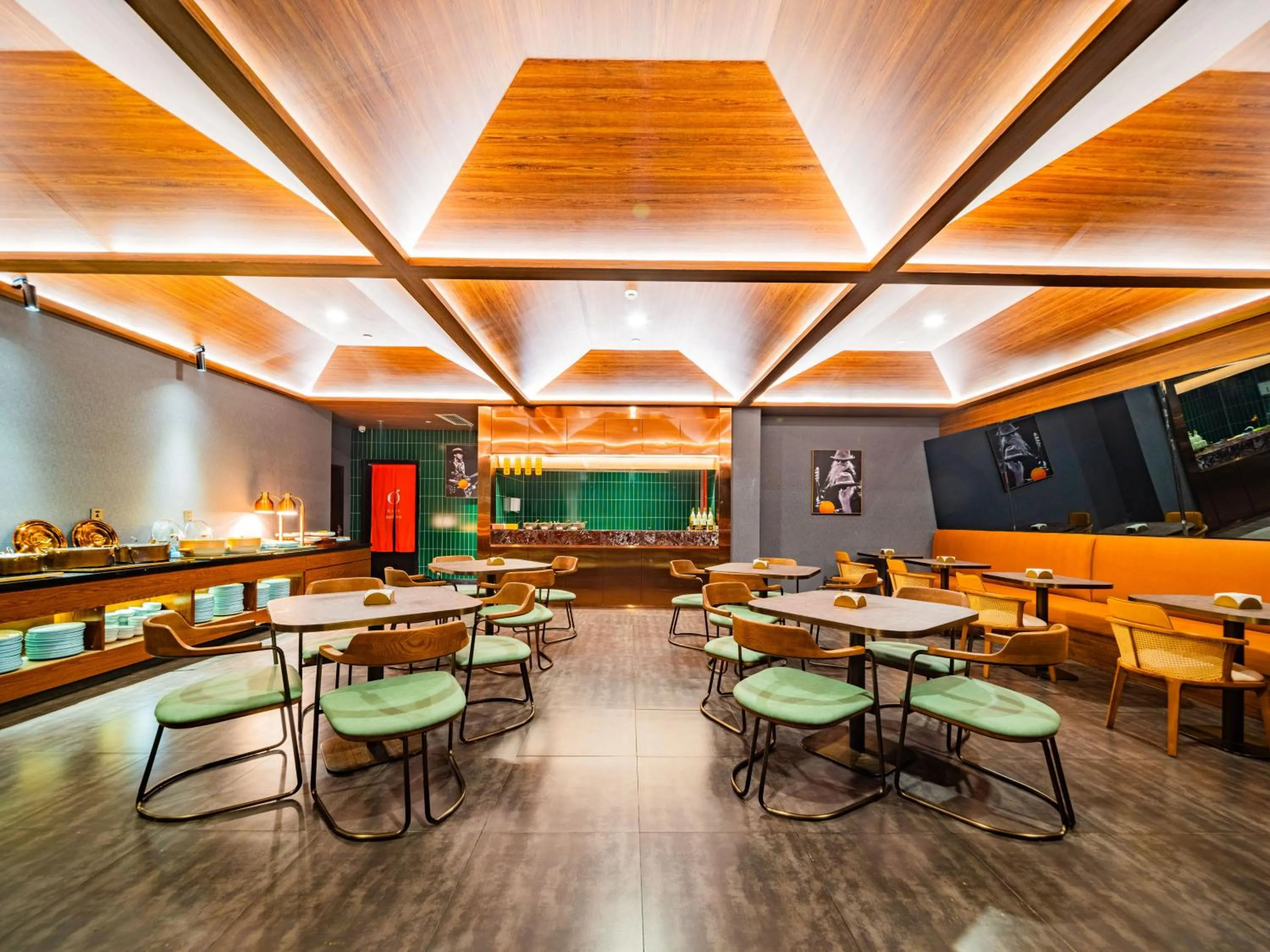 Restaurant/places to eat in Orange Hotel Chengdu High-Tech Global Center