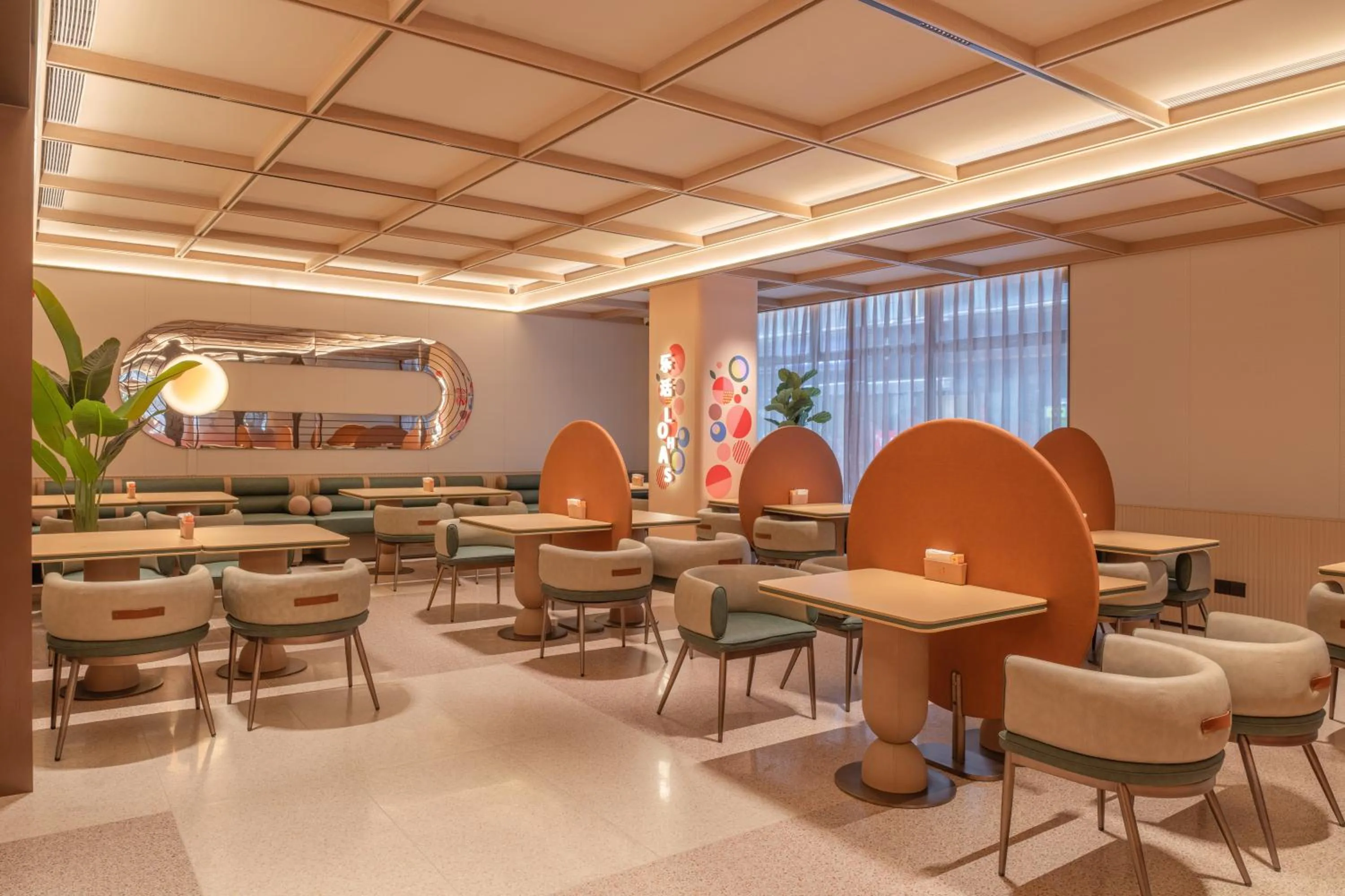 Restaurant/places to eat in Orange Hotel Chengdu Wenshuyuan Subway Station