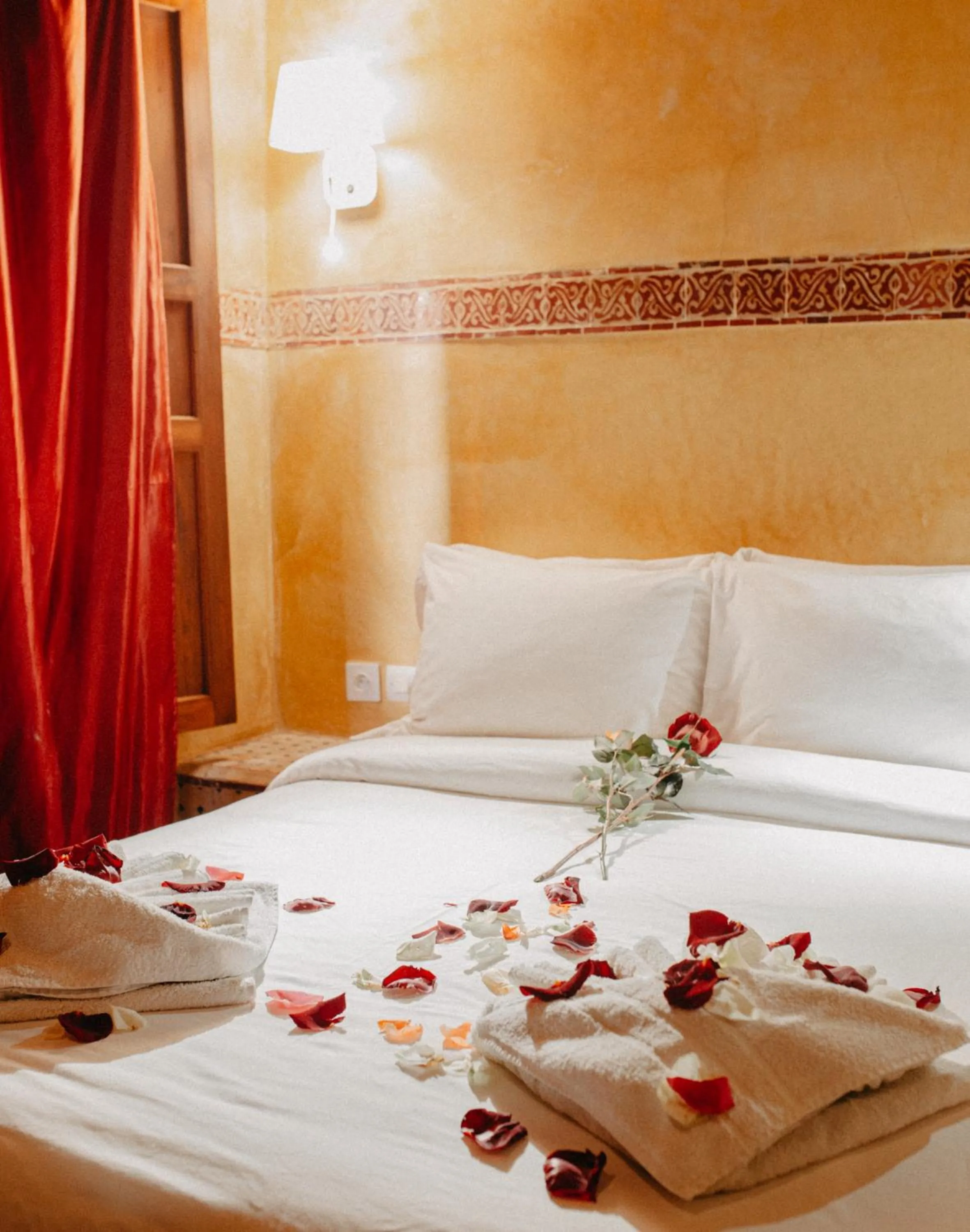 Bed in Riad Toyour- Riad of birds