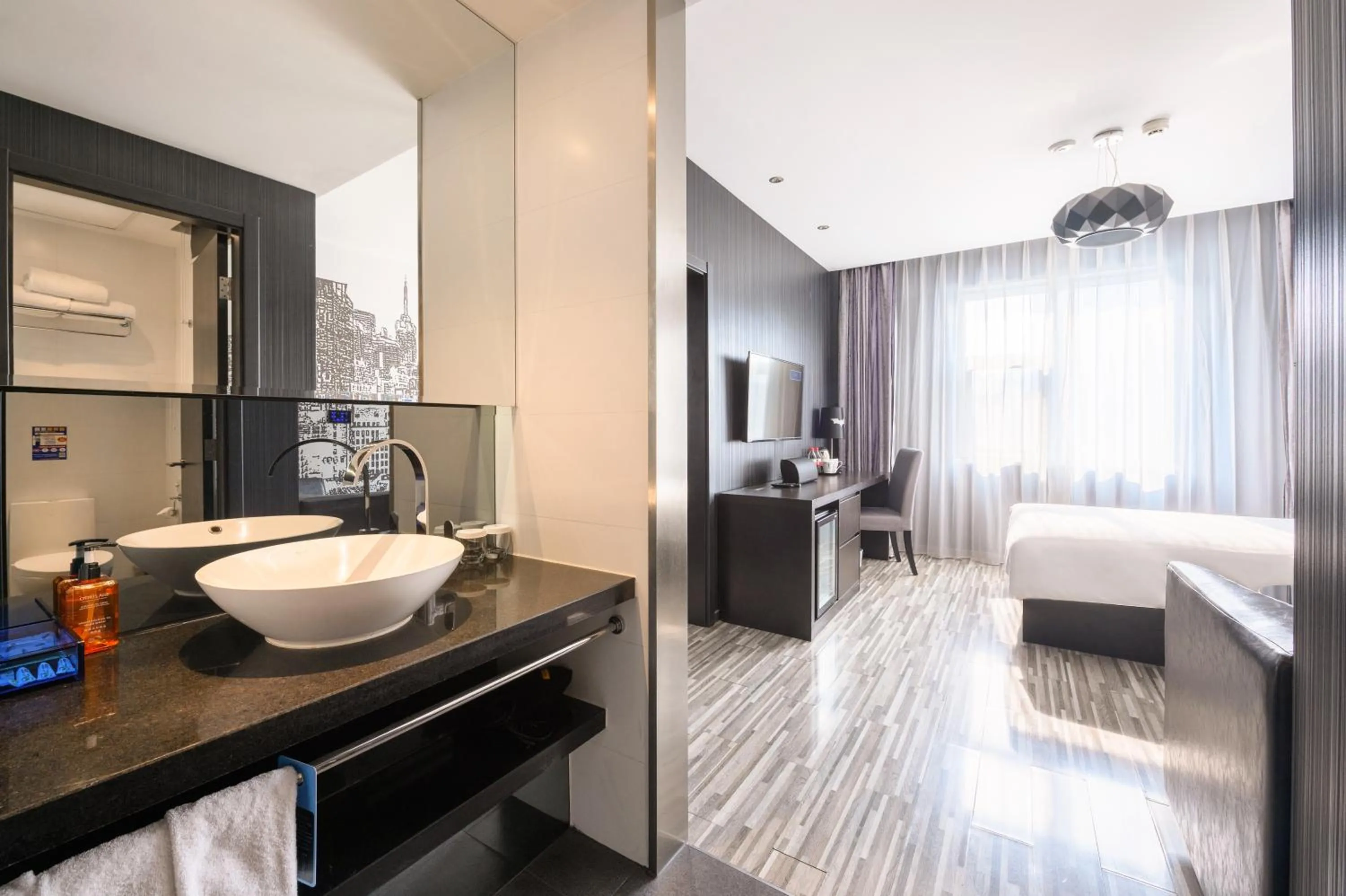 TV and multimedia, Bed in Orange Hotel Hangzhou Wenyi West Road