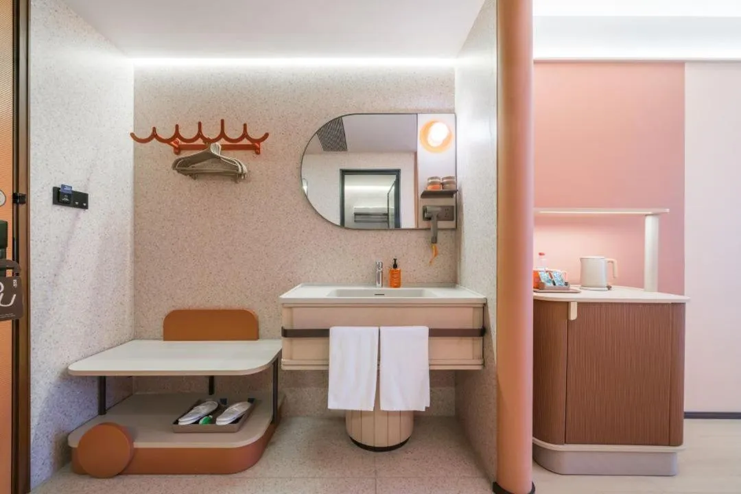 Orange Hotel Hangzhou West Lake Huanglong Sports Center