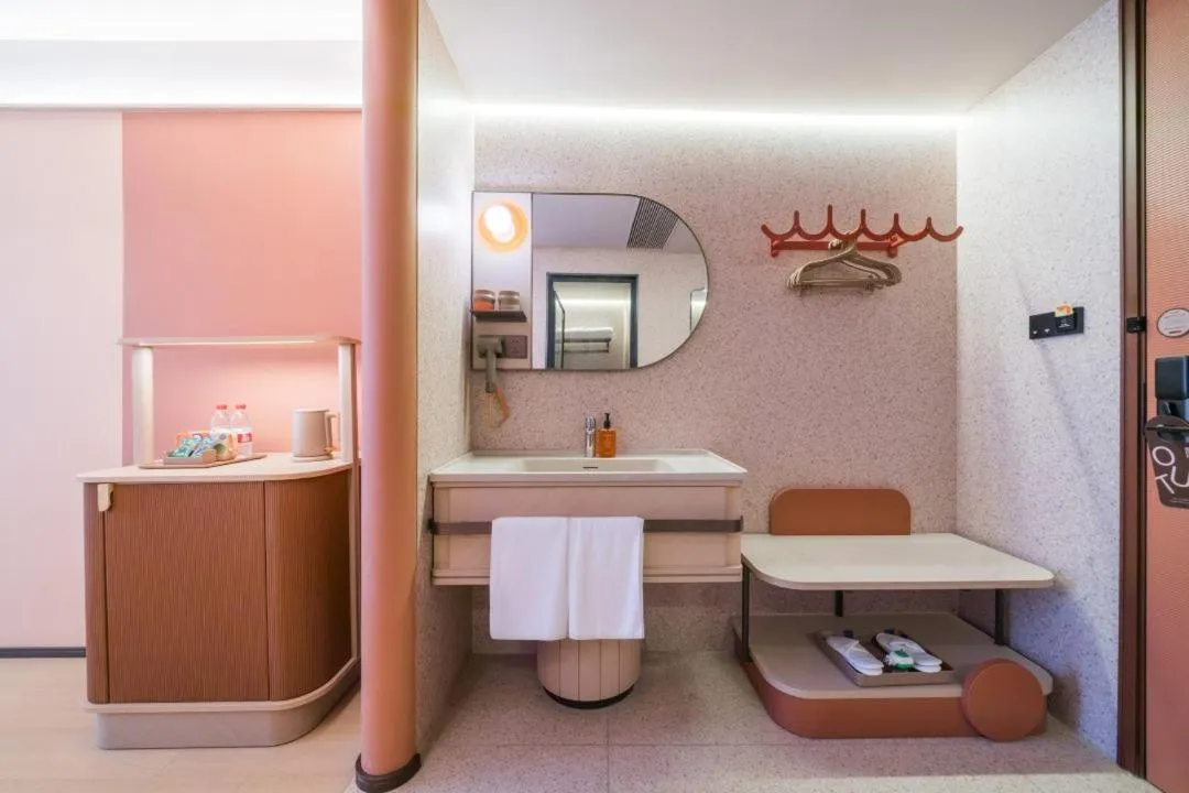 Orange Hotel Hangzhou West Lake Huanglong Sports Center