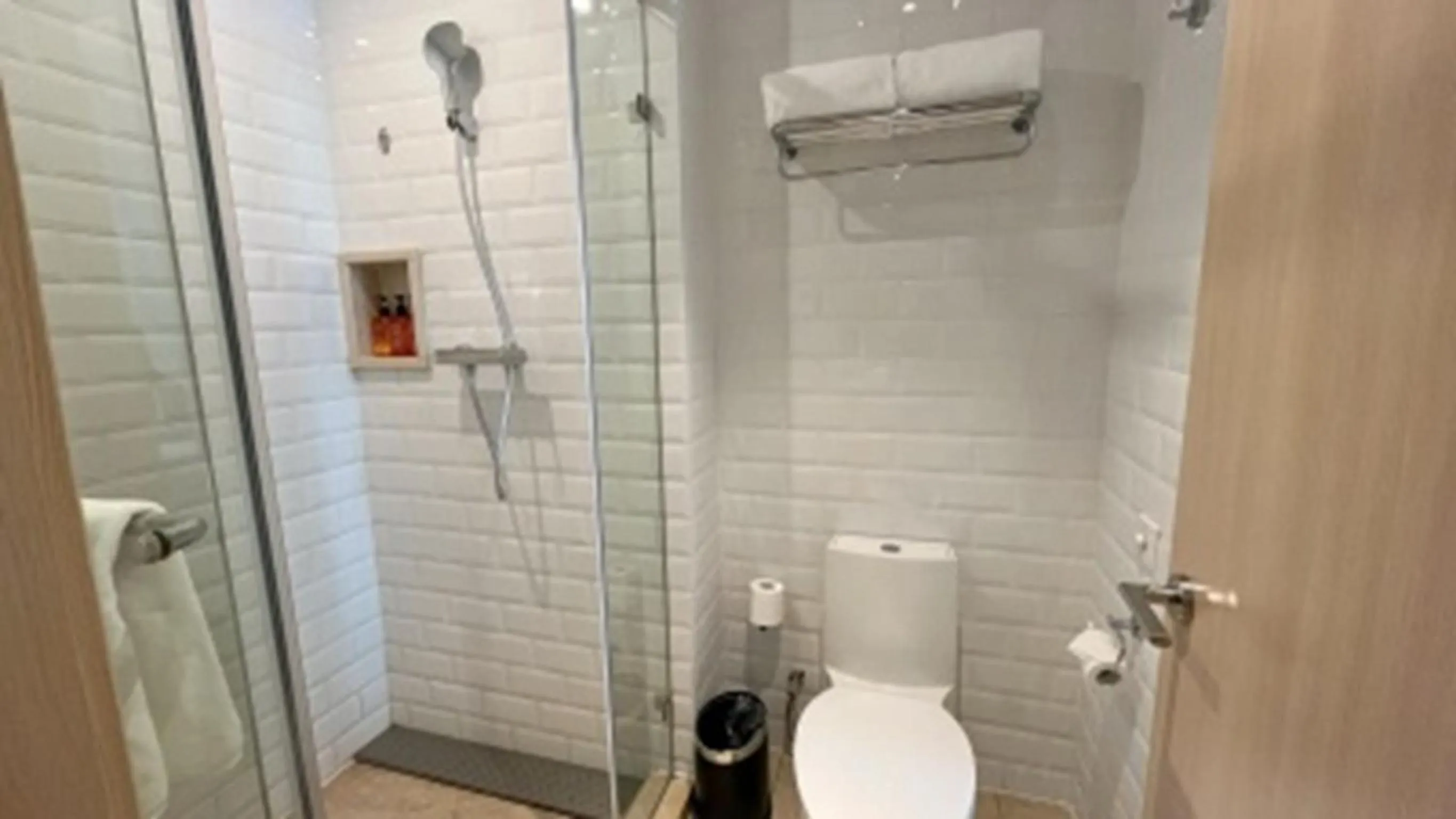 Bathroom in Orange Hotel Suzhou North Station Cailian Square