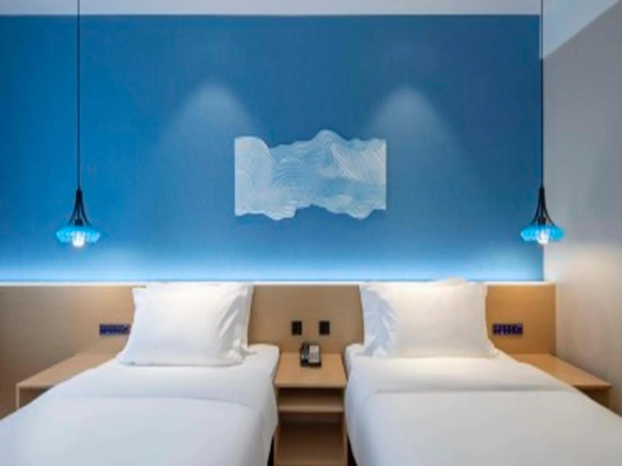 Photo of the whole room, Bed in Orange Hotel Suzhou North Station Cailian Square