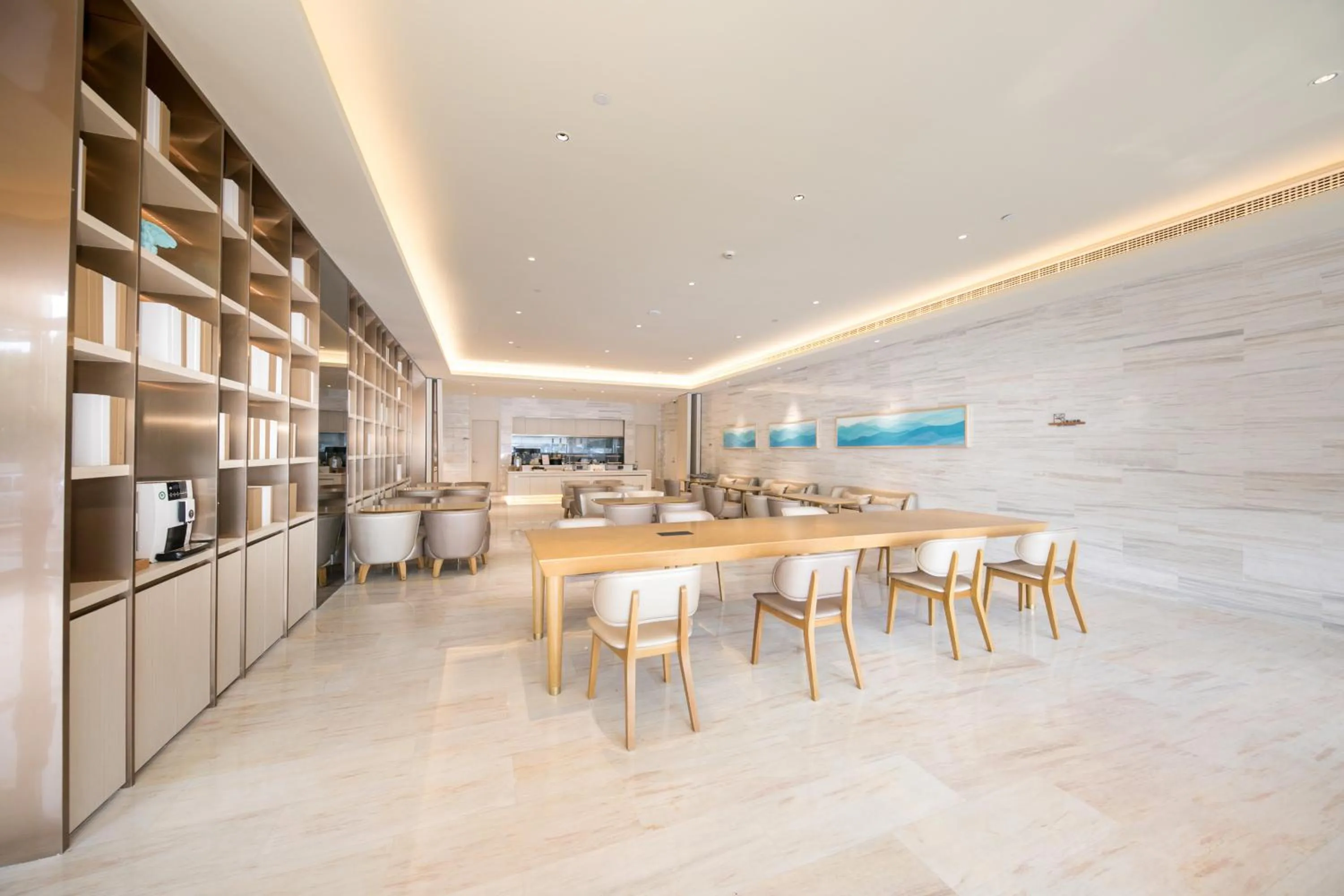 Restaurant/places to eat in JI Hotel Shanghai Qibao Qixin Road