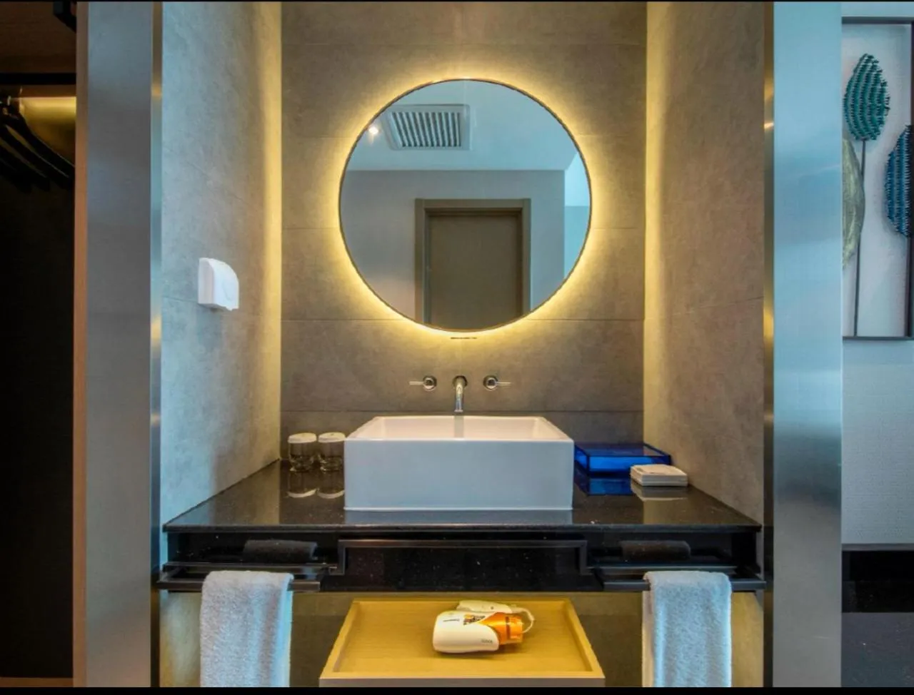 Toilet in Orange Hotel Suzhou Dushu Lake Higher Education Zone