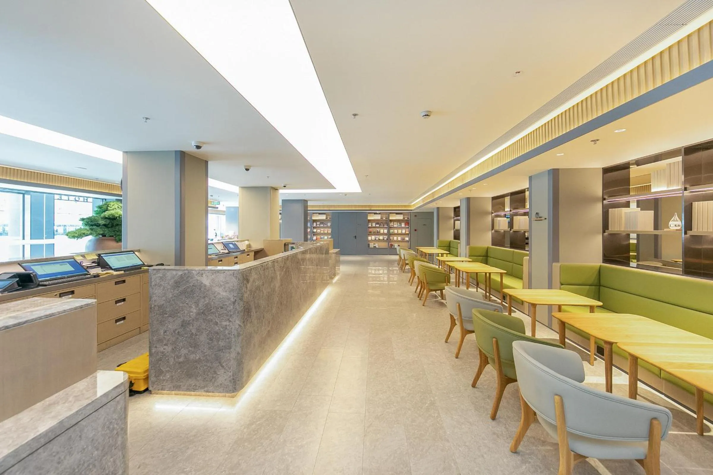 JI Hotel Shanghai Lujiabang Road Subway Station