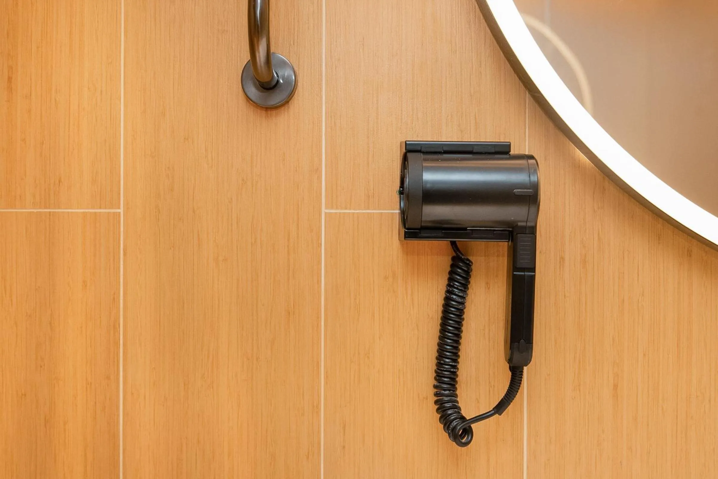 JI Hotel Shanghai Lujiabang Road Subway Station