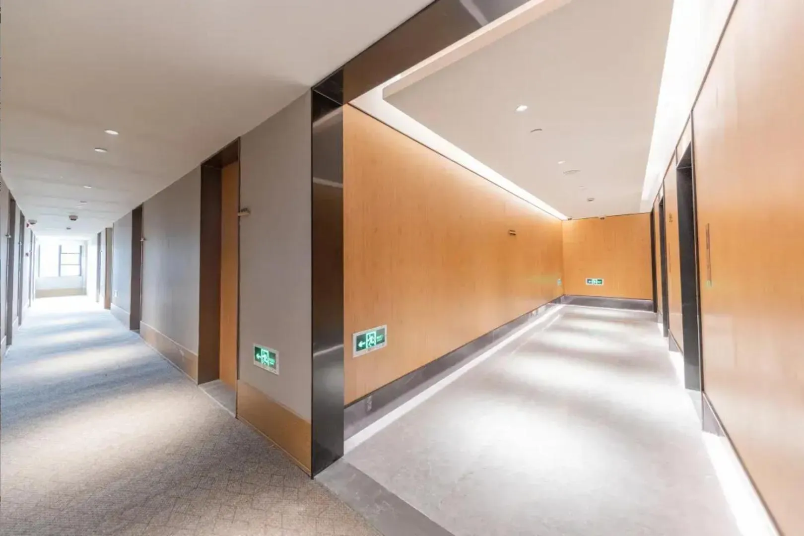 Property building in JI Hotel Shanghai University Tacheng Road