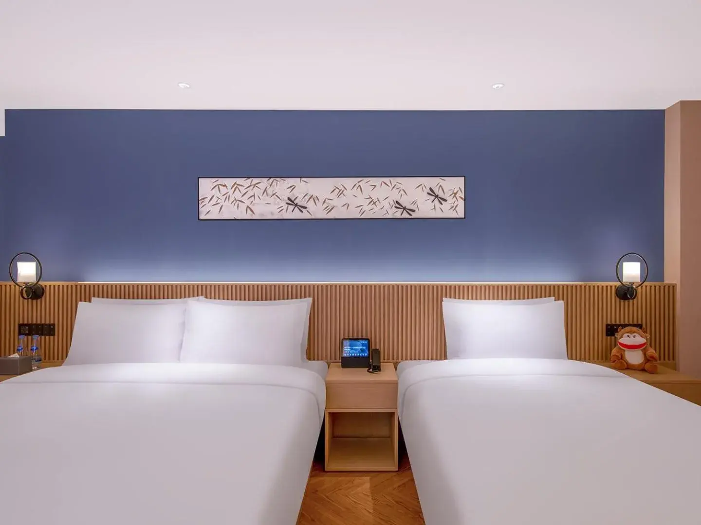 Deluxe Family Room in Orange Crystal Hotel Nanjing Drum Tower Deluxe Family Room in Orange Crystal Hotel Nanjing Drum Tower