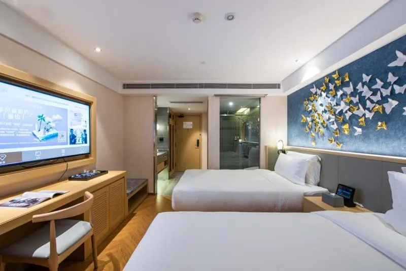 Bathroom, Bed in Orange Crystal Hotel Nanjing Museum