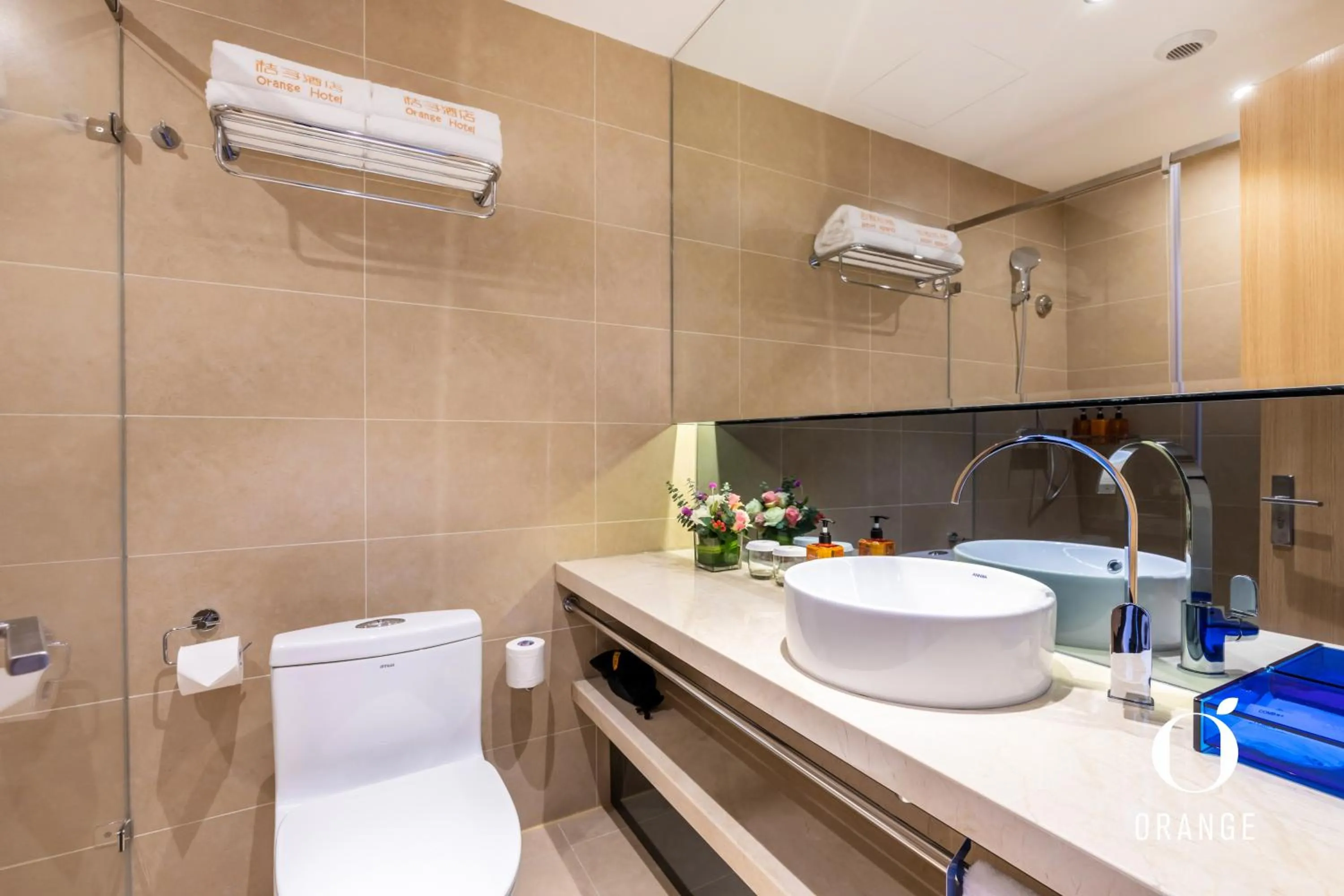 Toilet in Orange Hotel Beijing Yongfeng Space City