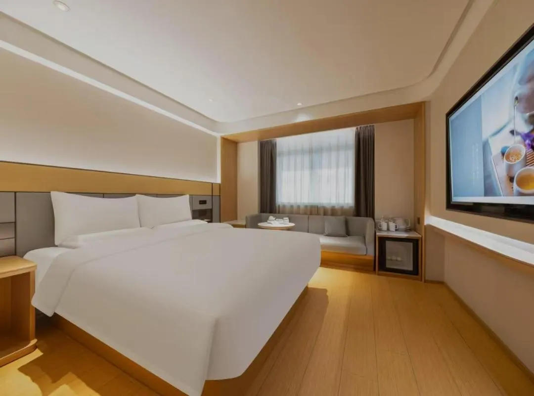 Bed in JI Hotel Beijing South Railway Station Jiaomen West Subway Station