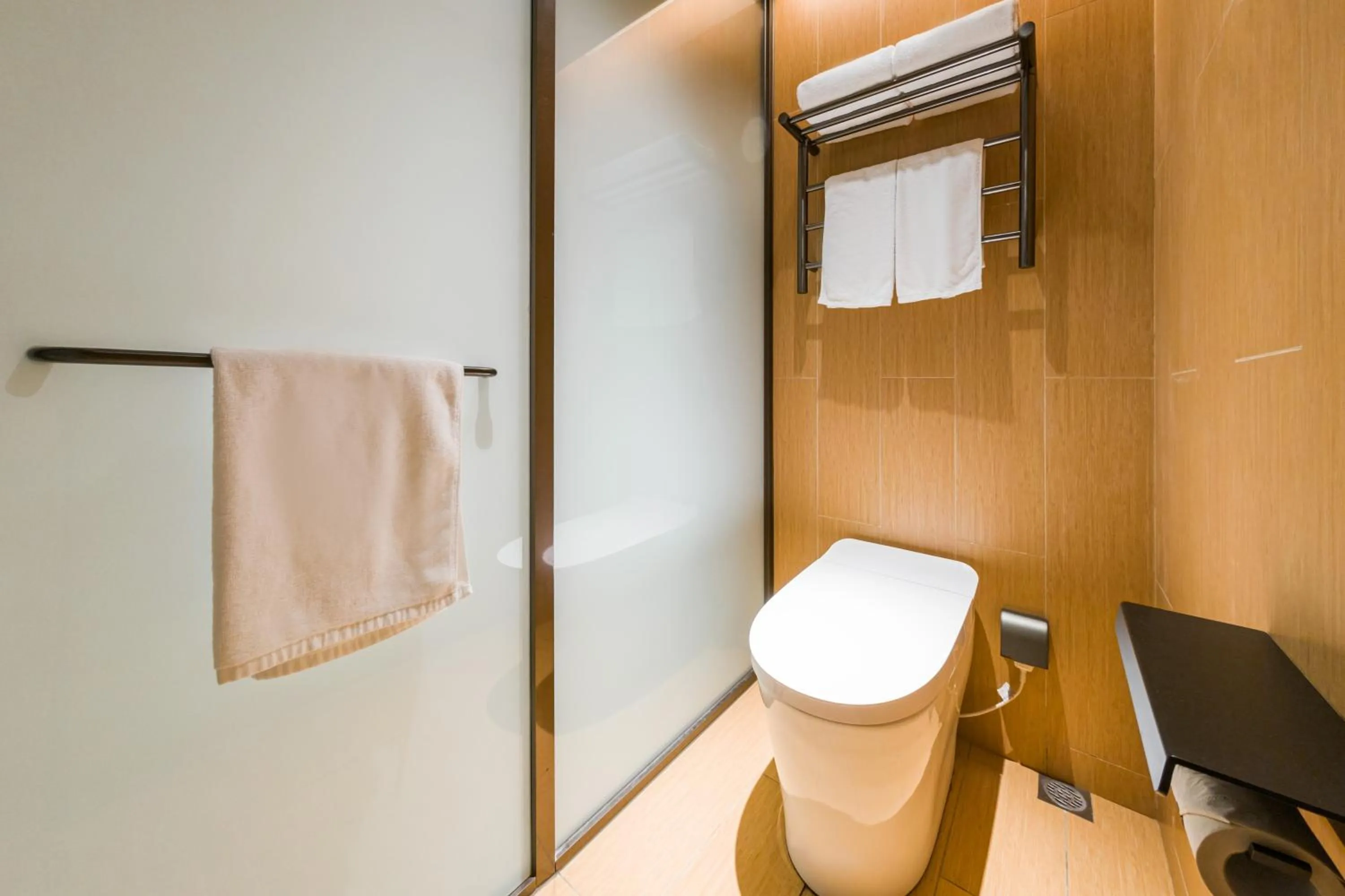 Bathroom in JI Hotel Shanghai Meilong Wanhui International Plaza