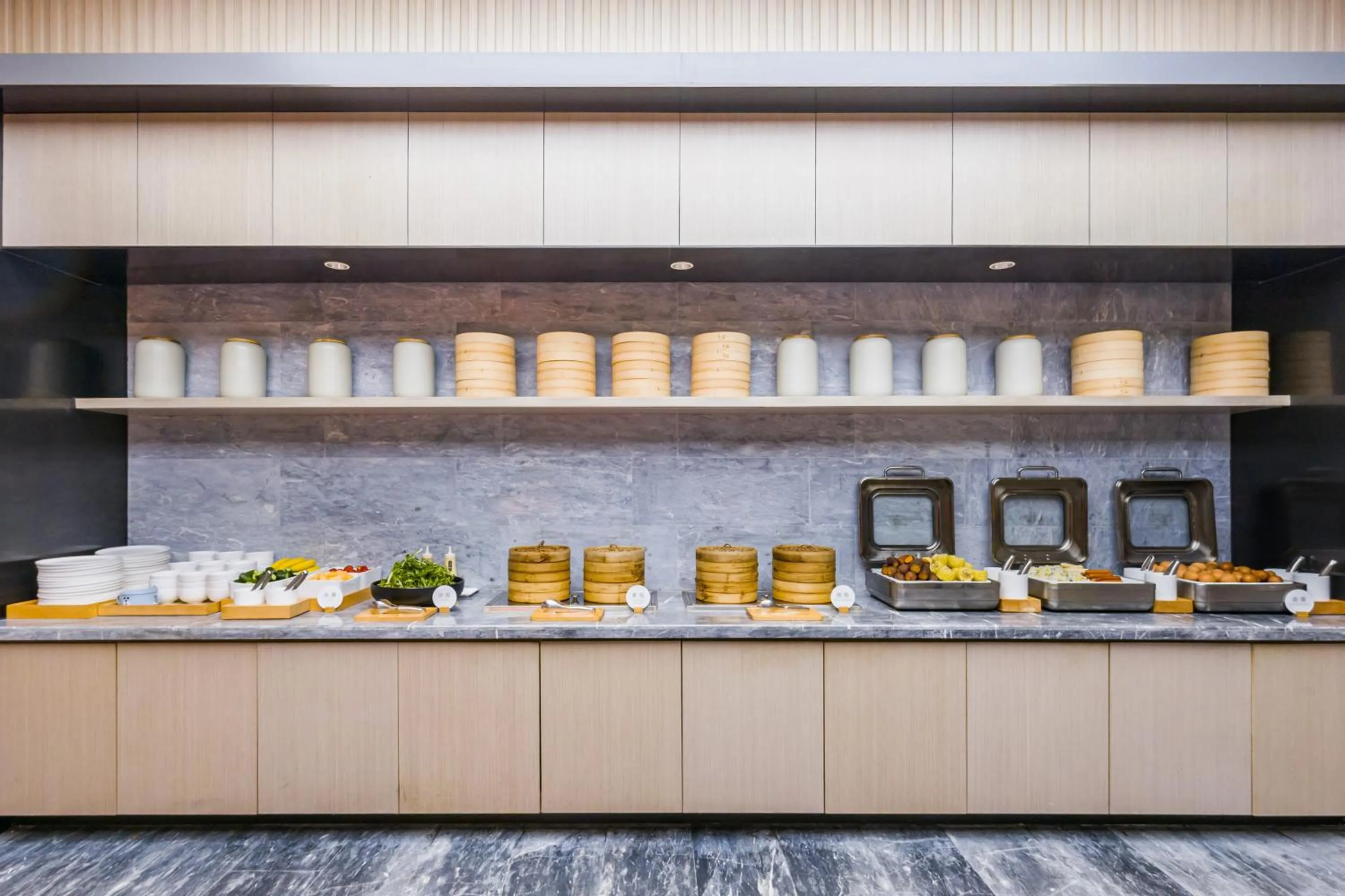 Restaurant/places to eat in JI Hotel Shanghai Meilong Wanhui International Plaza