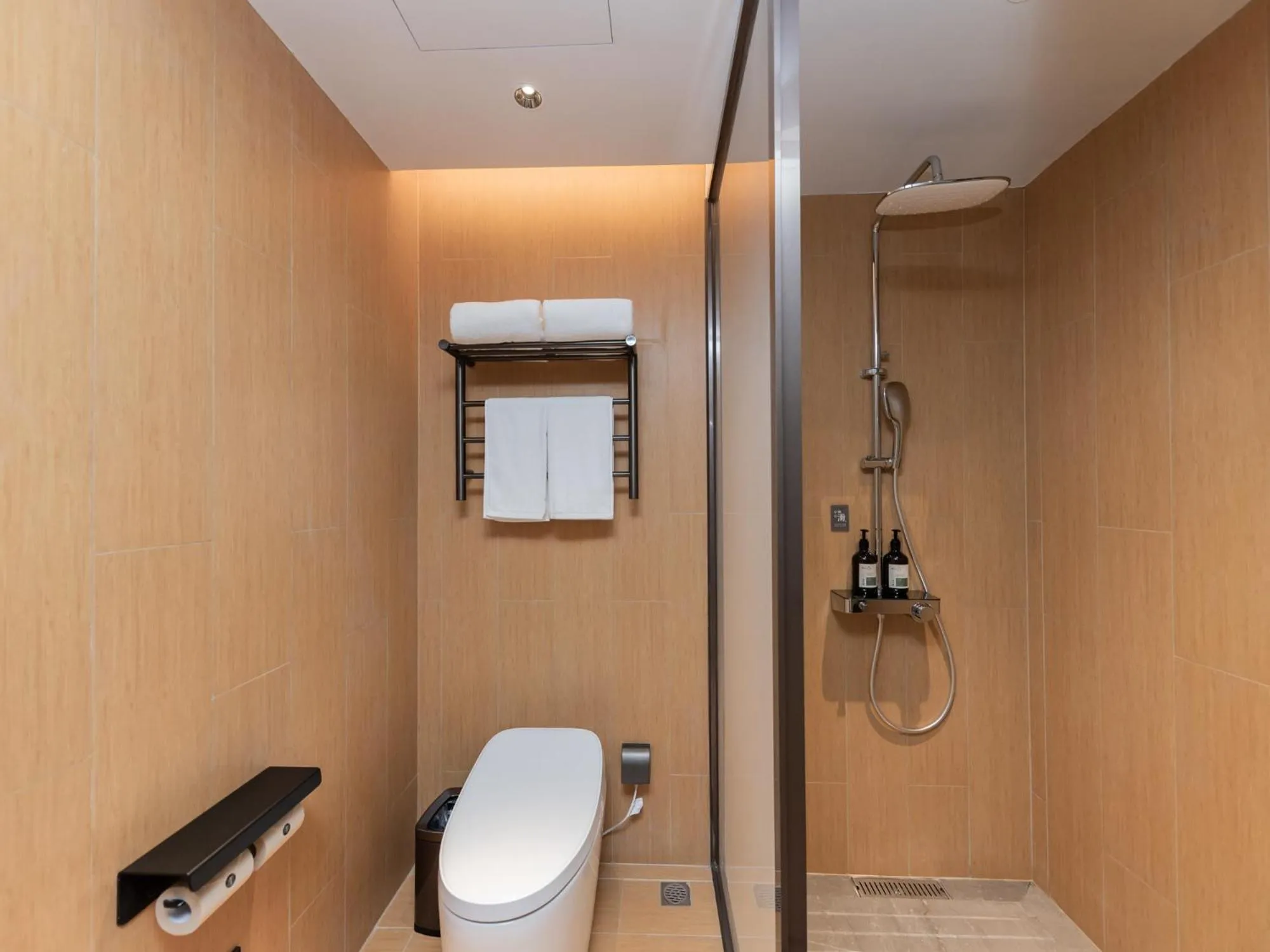 Toilet in JI Hotel Suzhou North High Speed Railway Station Subway Station