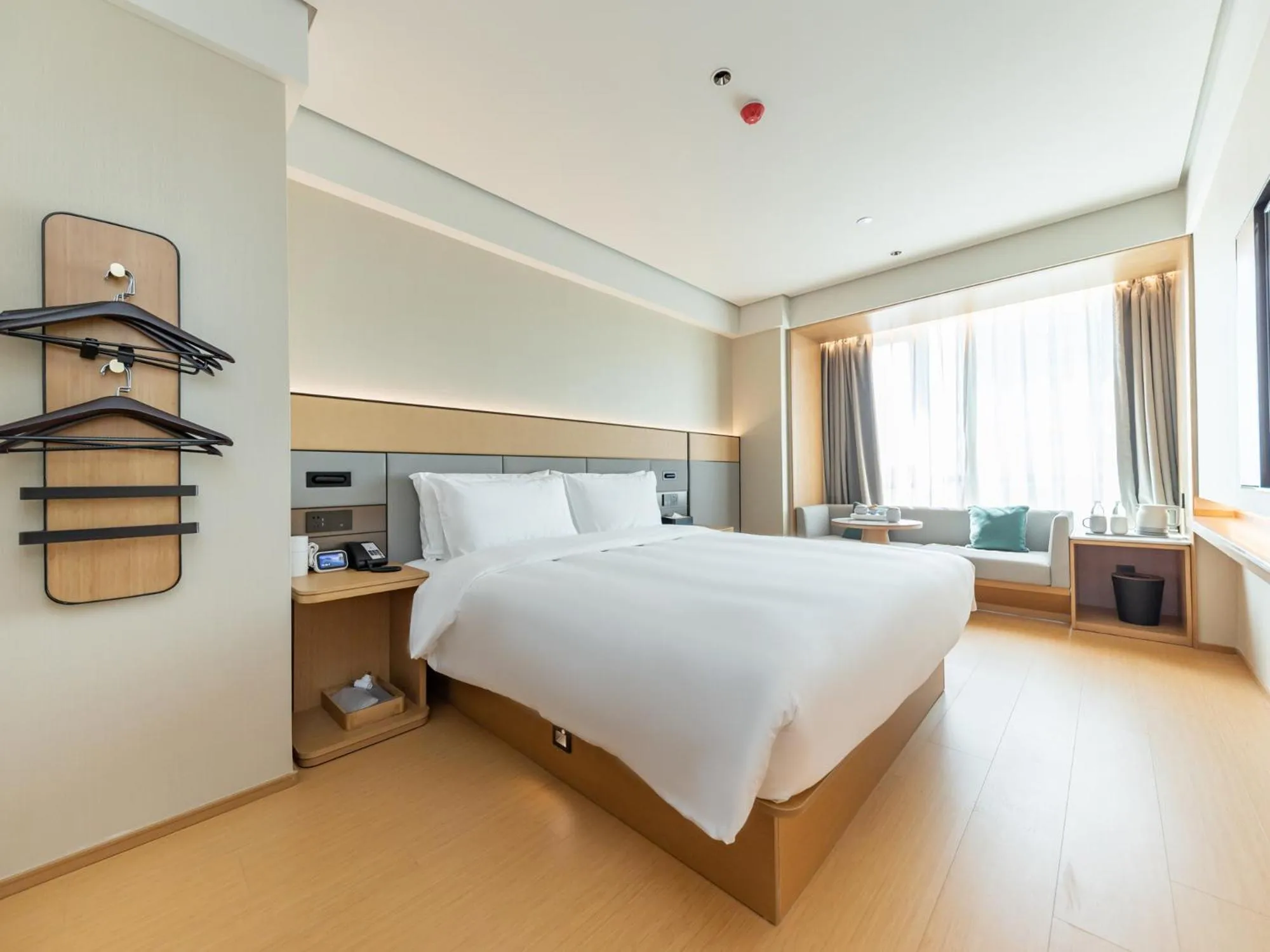 Bedroom, Bed in JI Hotel Suzhou North High Speed Railway Station Subway Station