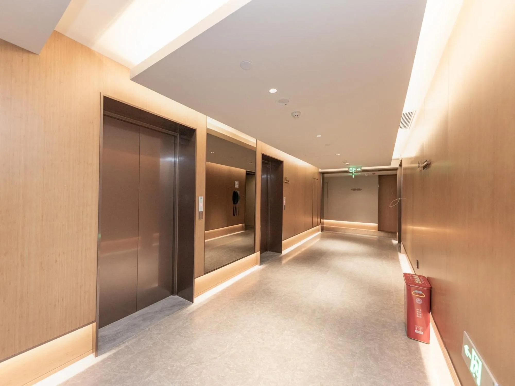 Property building in JI Hotel Suzhou North High Speed Railway Station Subway Station