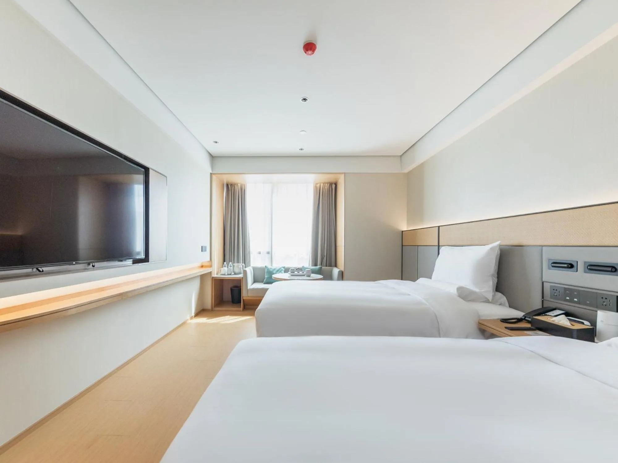 Property building, Bed in JI Hotel Suzhou North High Speed Railway Station Subway Station