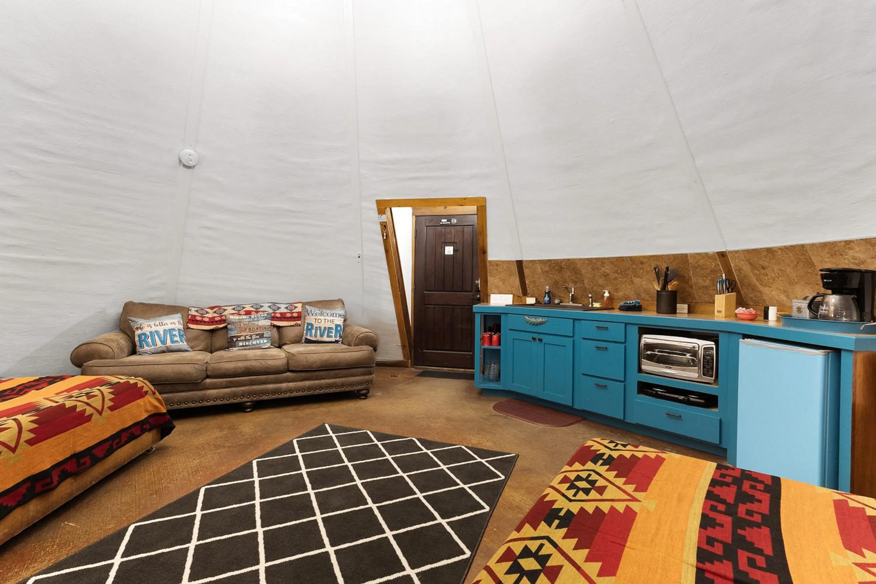 Photo of the whole room in Tipis on the Guadalupe