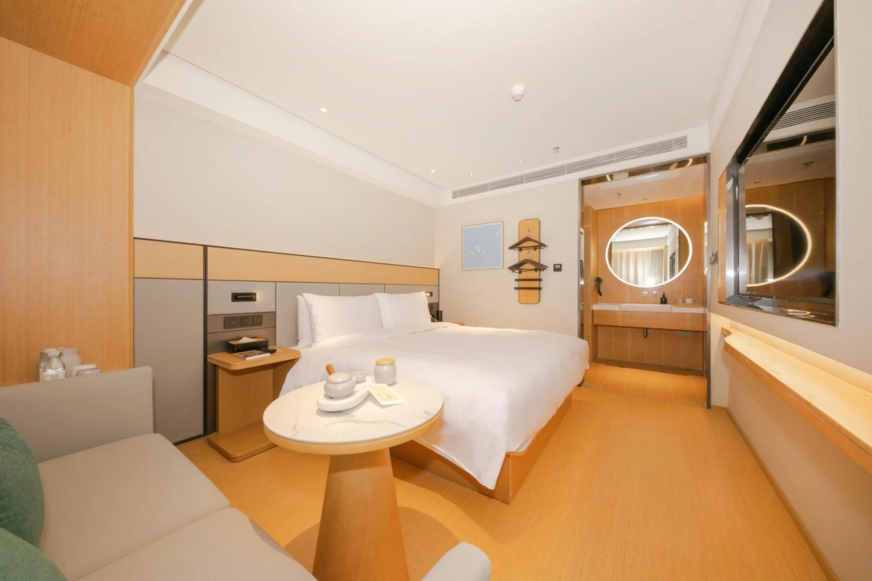 Bed in JI Hotel Beijing Guanganmen