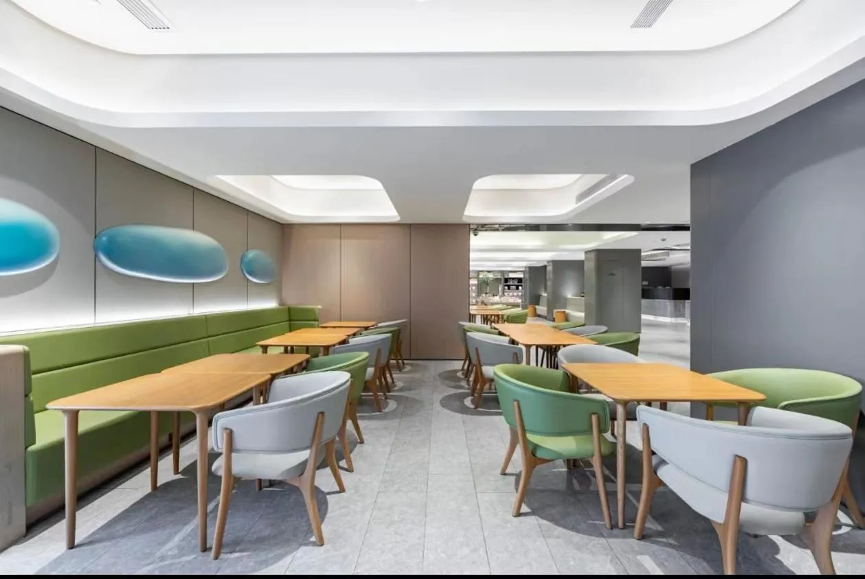 Restaurant/places to eat in JI Hotel Shanghai Xujiahui Caobao Road Subway Station