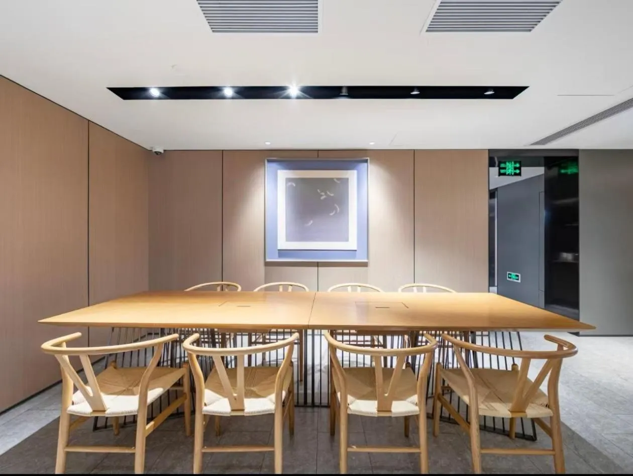 Seating area in JI Hotel Shanghai Xujiahui Caobao Road Subway Station