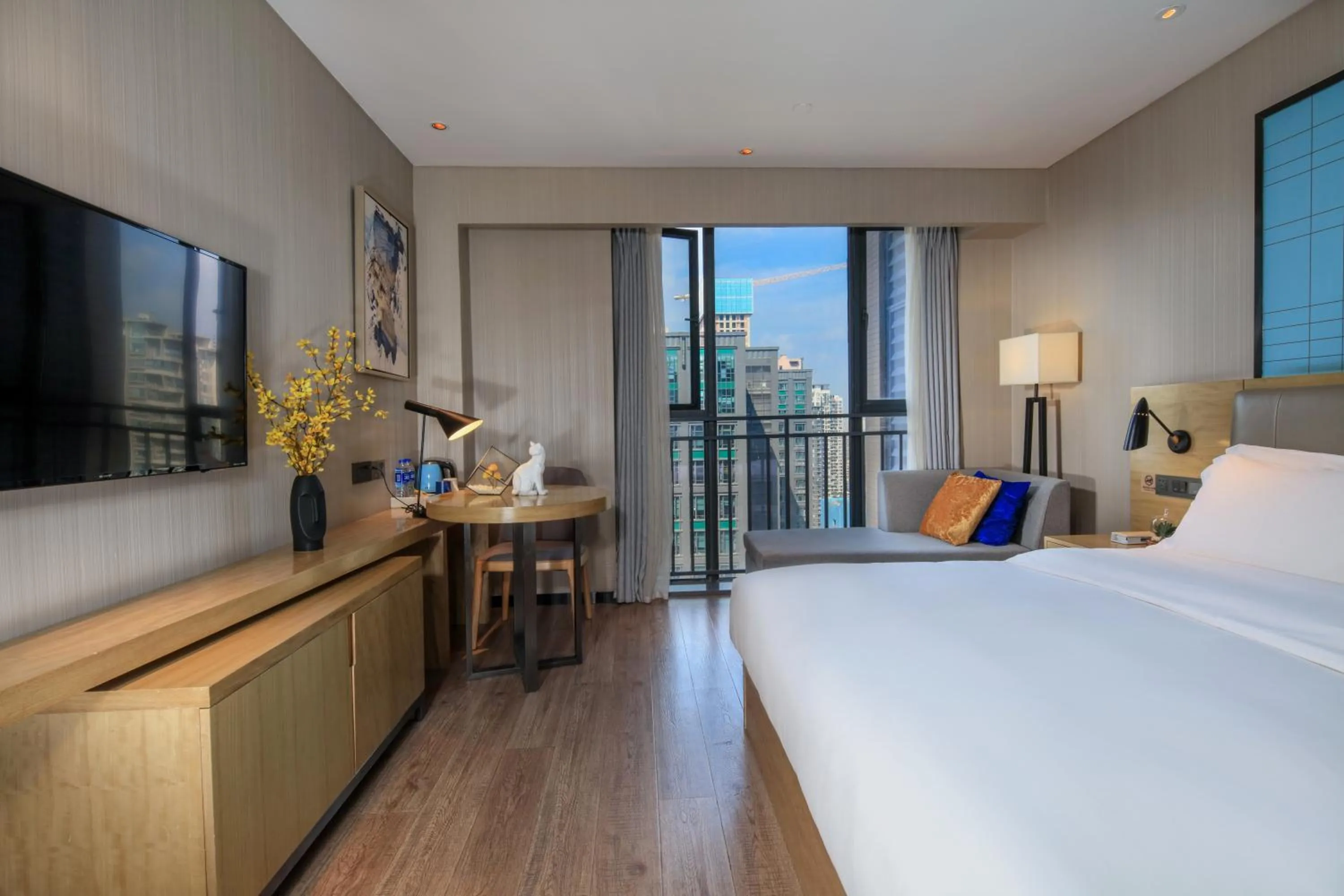 TV and multimedia, Bed in Starway Hotel Chengdu Jianshe Road SM Plaza