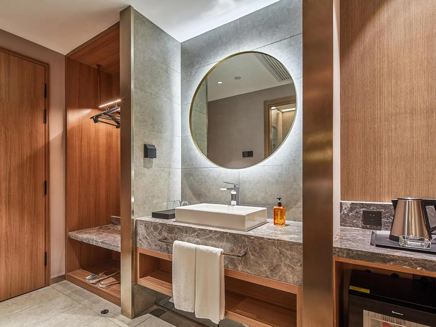 Orange Hotel Nanjing Jiangning Southeast University Chengxin Avenue