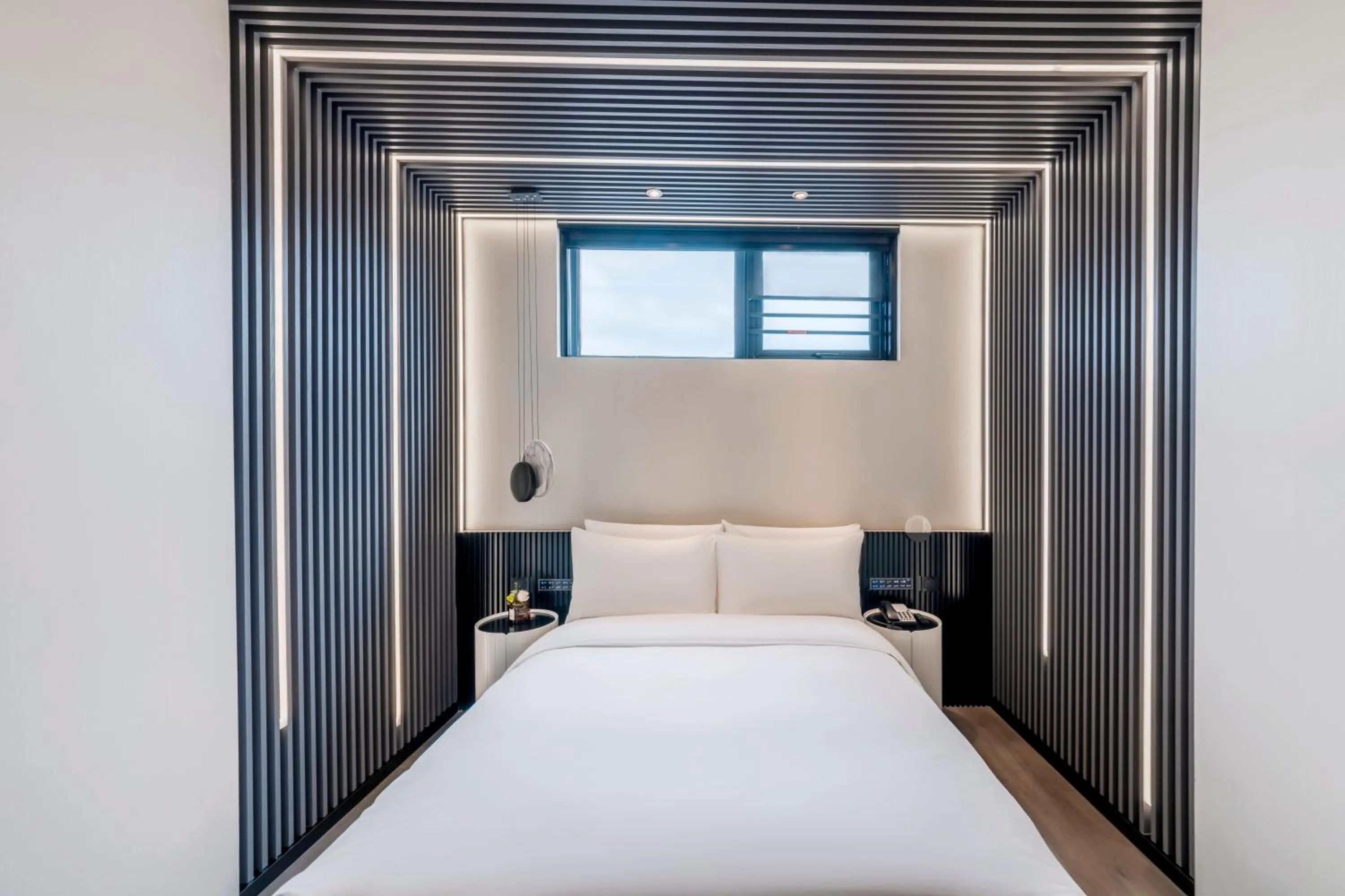 Bed in Orange Crystal Hotel Shenzhen Baoan Airport Bihaiwan