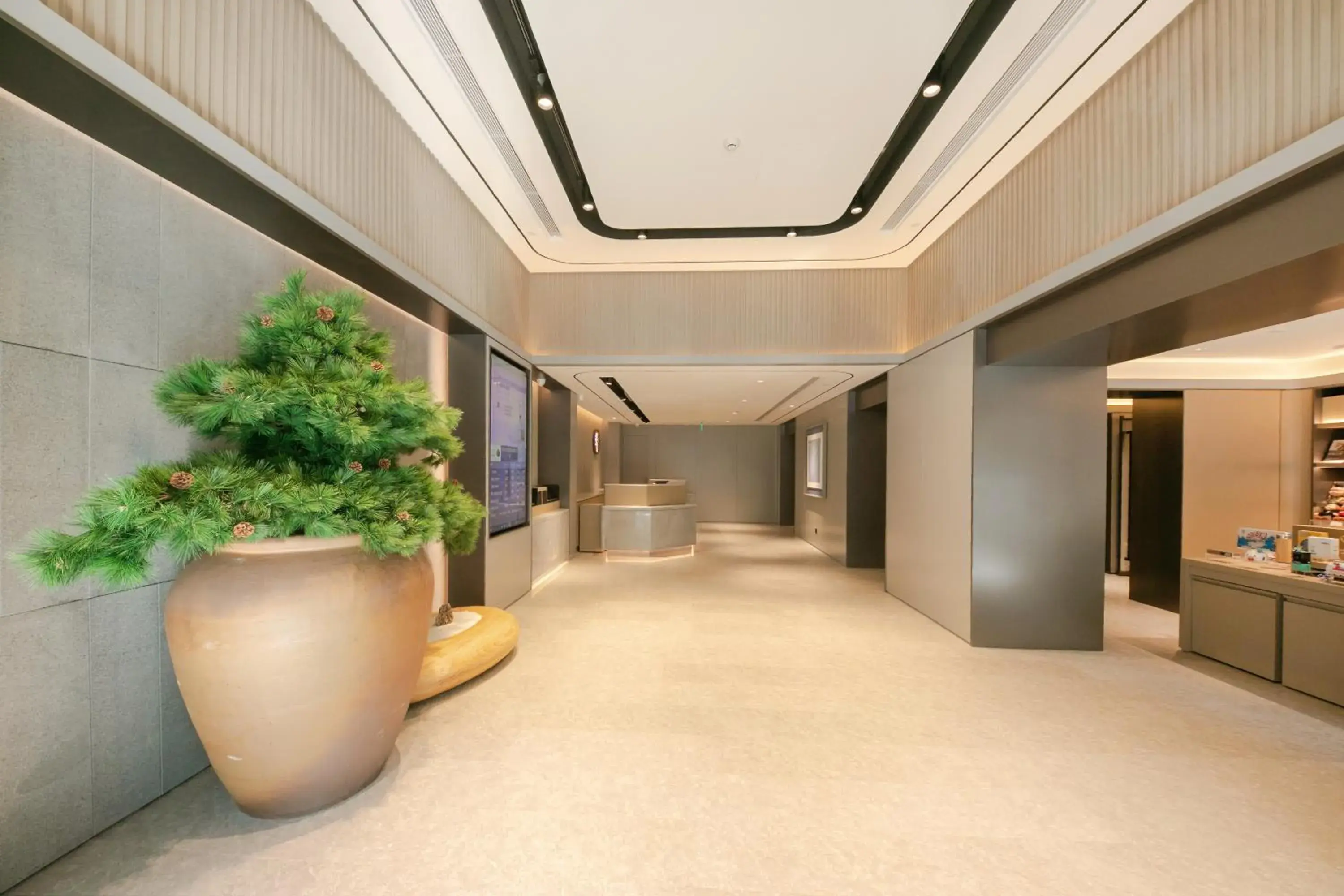 Lobby or reception in JI Hotel Beijing International Exhibition Center Sanyuan West Bridge Lobby or reception in JI Hotel Beijing International Exhibition Center Sanyuan West Bridge