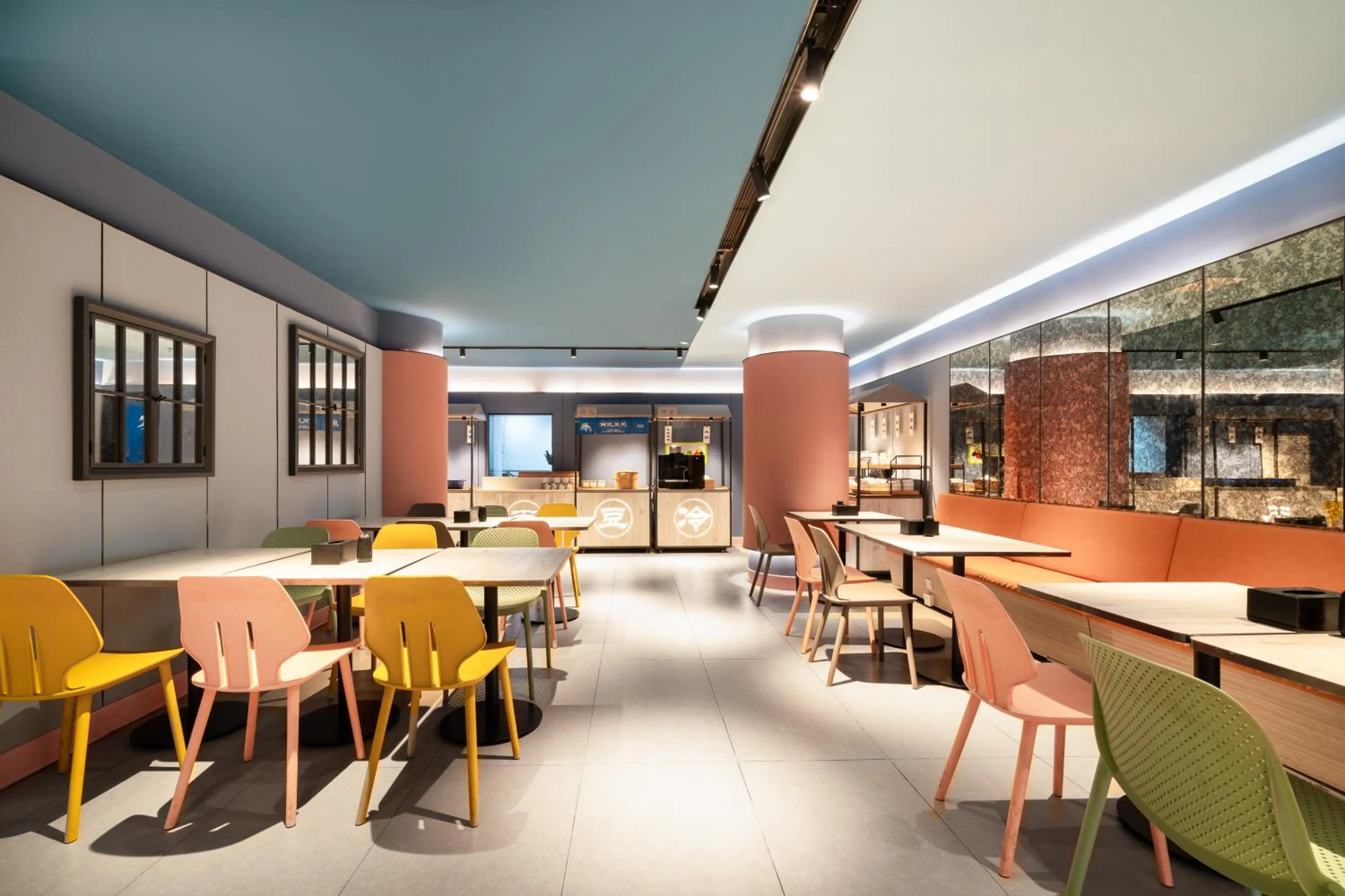 Restaurant/places to eat in Hanting Hotel Shenzhen Coast City Nanyou Clothing City