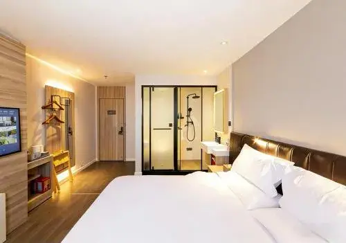 Hanting Hotel Guangzhou Dongpu Zhongshan Avenue (formerly Dongpu Coach Terminal Branch) Hanting Hotel Guangzhou Dongpu Zhongshan Avenue (formerly Dongpu Coach Terminal Branch)