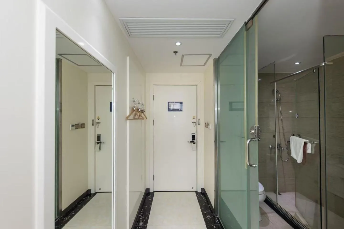 Starway Hotel Shanghai International Tourism Resort Xiupu Road