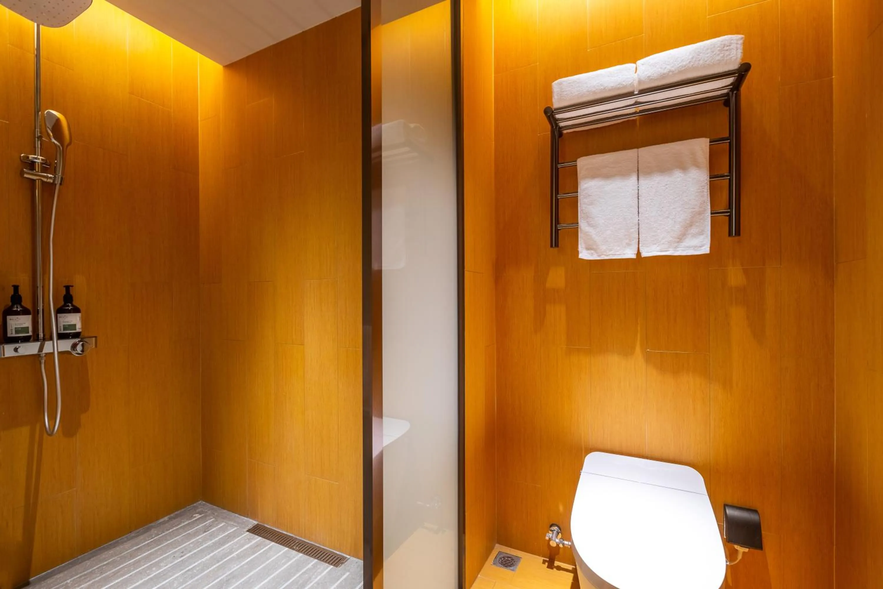 Shower in JI Hotel Nanjing Gaochun Crab City
