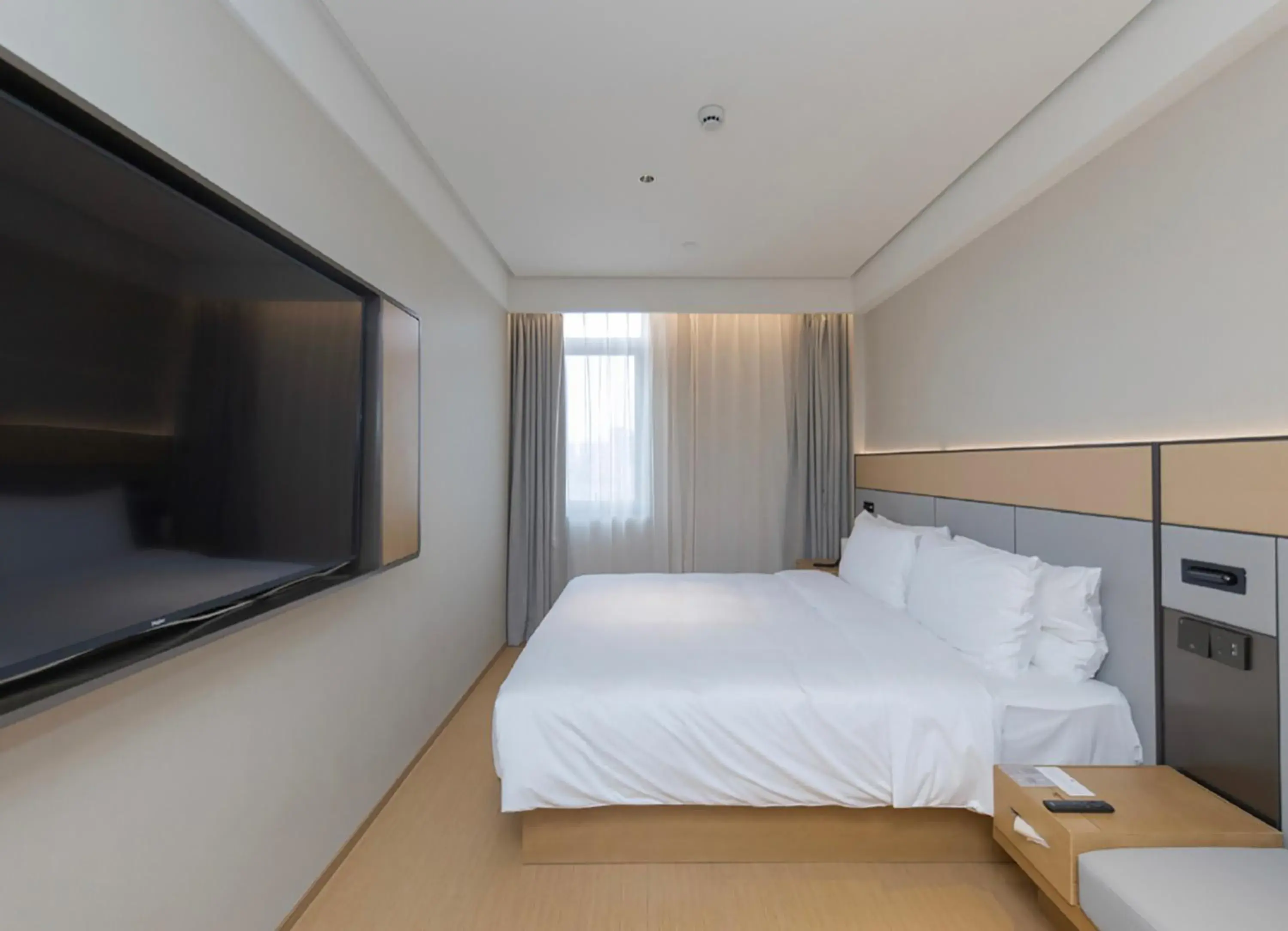 Property building, Bed in JI Hotel Shanghai New International Expo Center Longyang Road Property building, Bed in JI Hotel Shanghai New International Expo Center Longyang Road