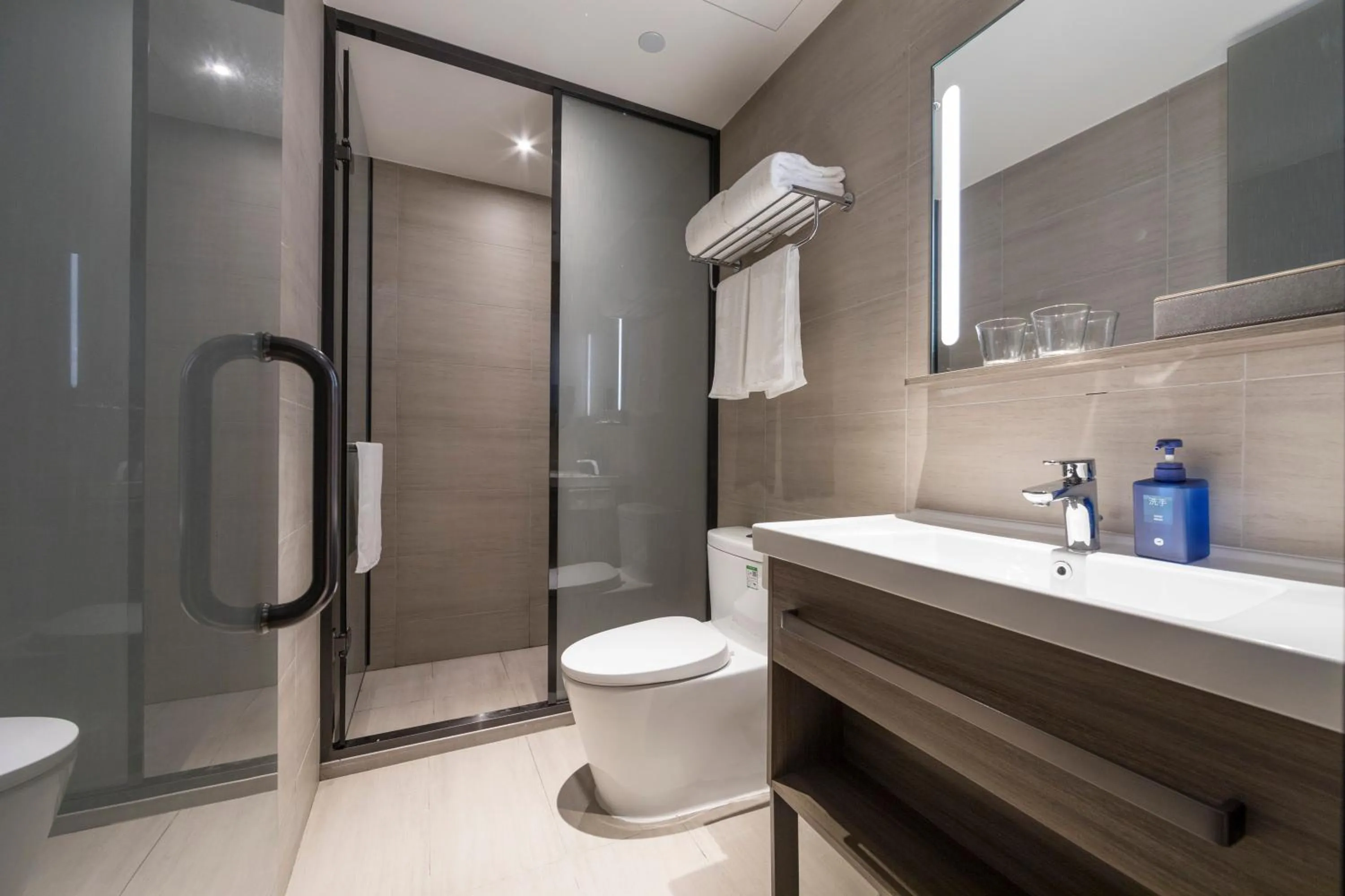 Hanting Hotel Shanghai South Station East China University of Science and Technology