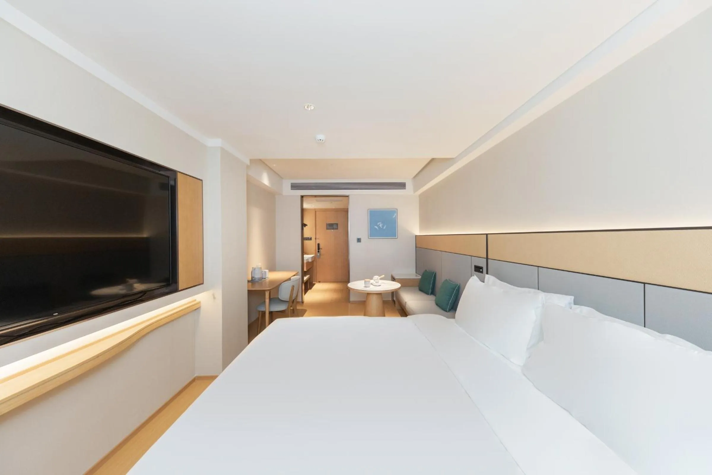 Bed in JI Hotel Beijing West Railway Station Lianbao Road