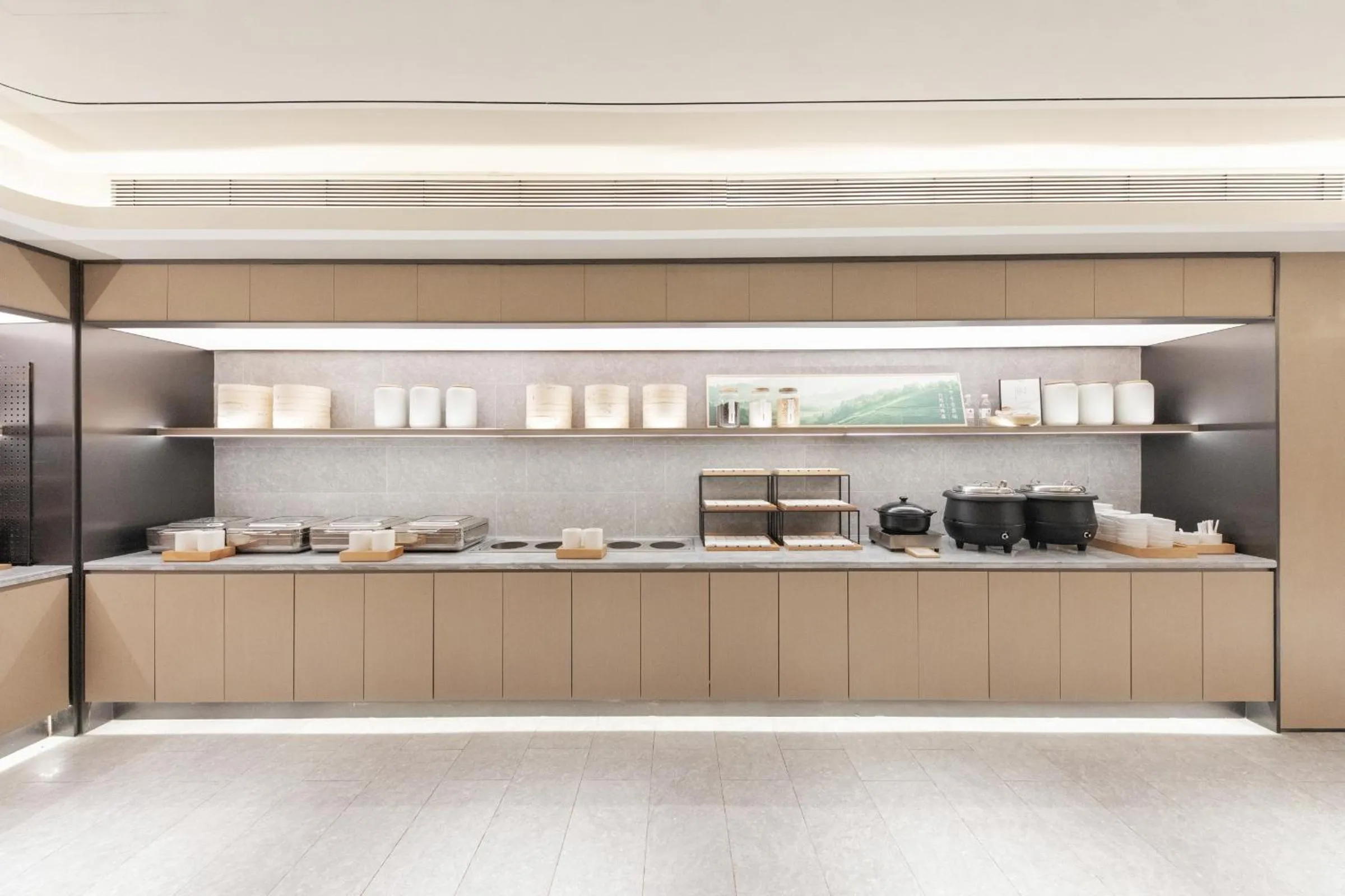 Restaurant/places to eat in JI Hotel Beijing West Railway Station Lianbao Road