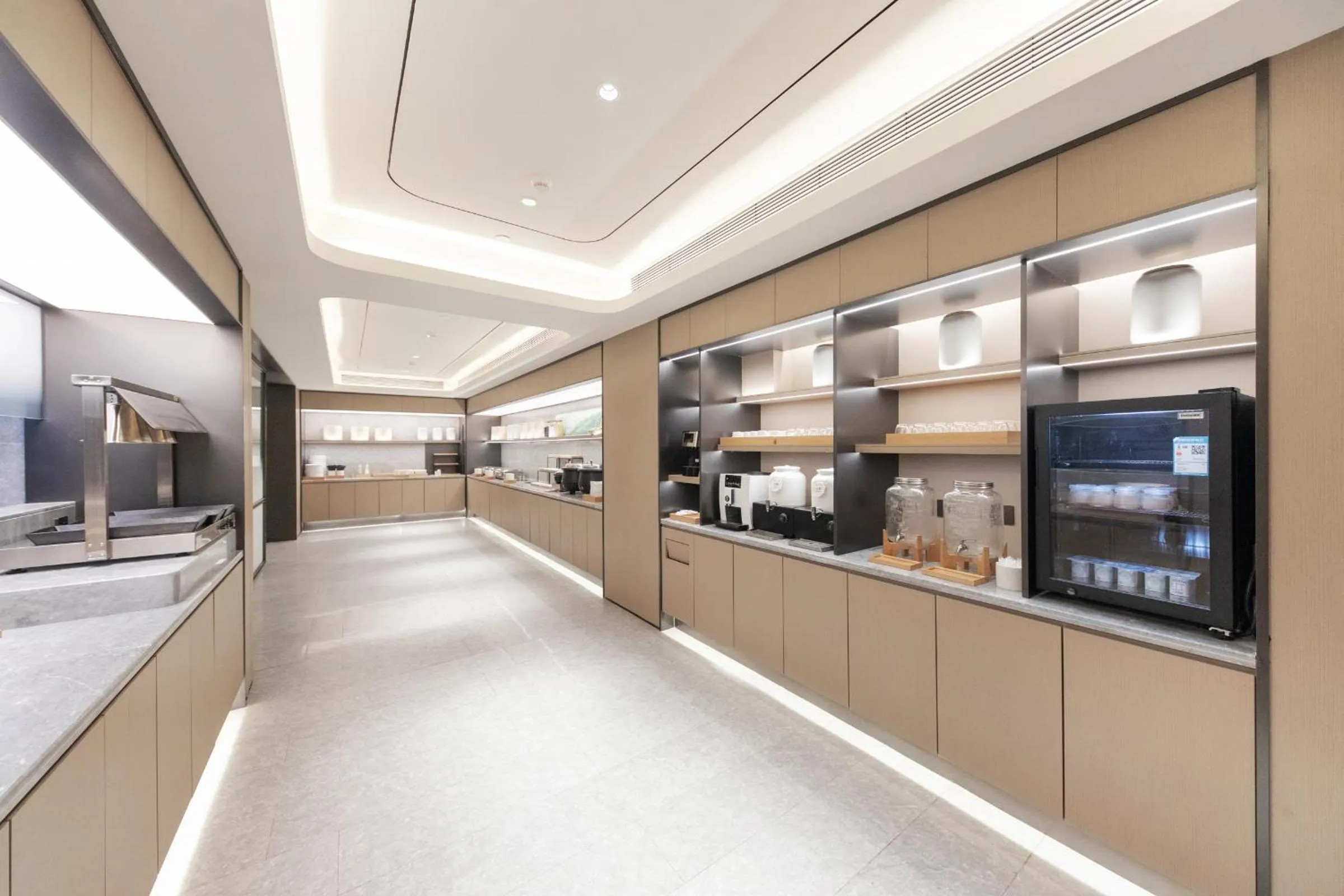 Restaurant/places to eat in JI Hotel Beijing West Railway Station Lianbao Road