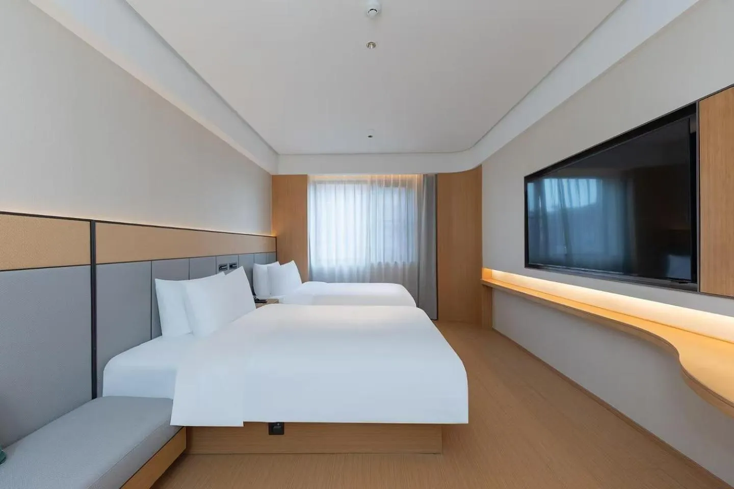 Bed in JI Hotel Beijing West Railway Station Lianbao Road