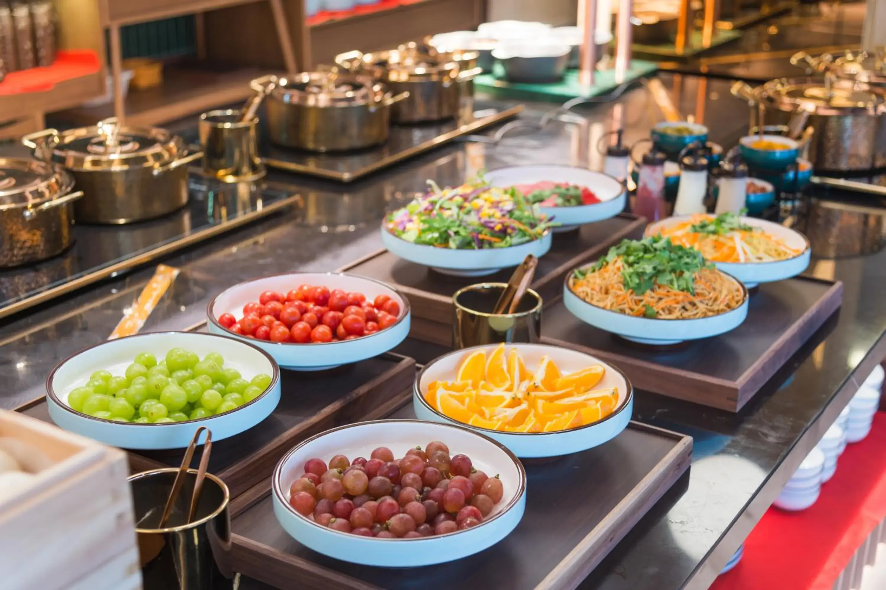 Restaurant/places to eat in Orange Hotel Shanghai World Expo Center Restaurant/places to eat in Orange Hotel Shanghai World Expo Center