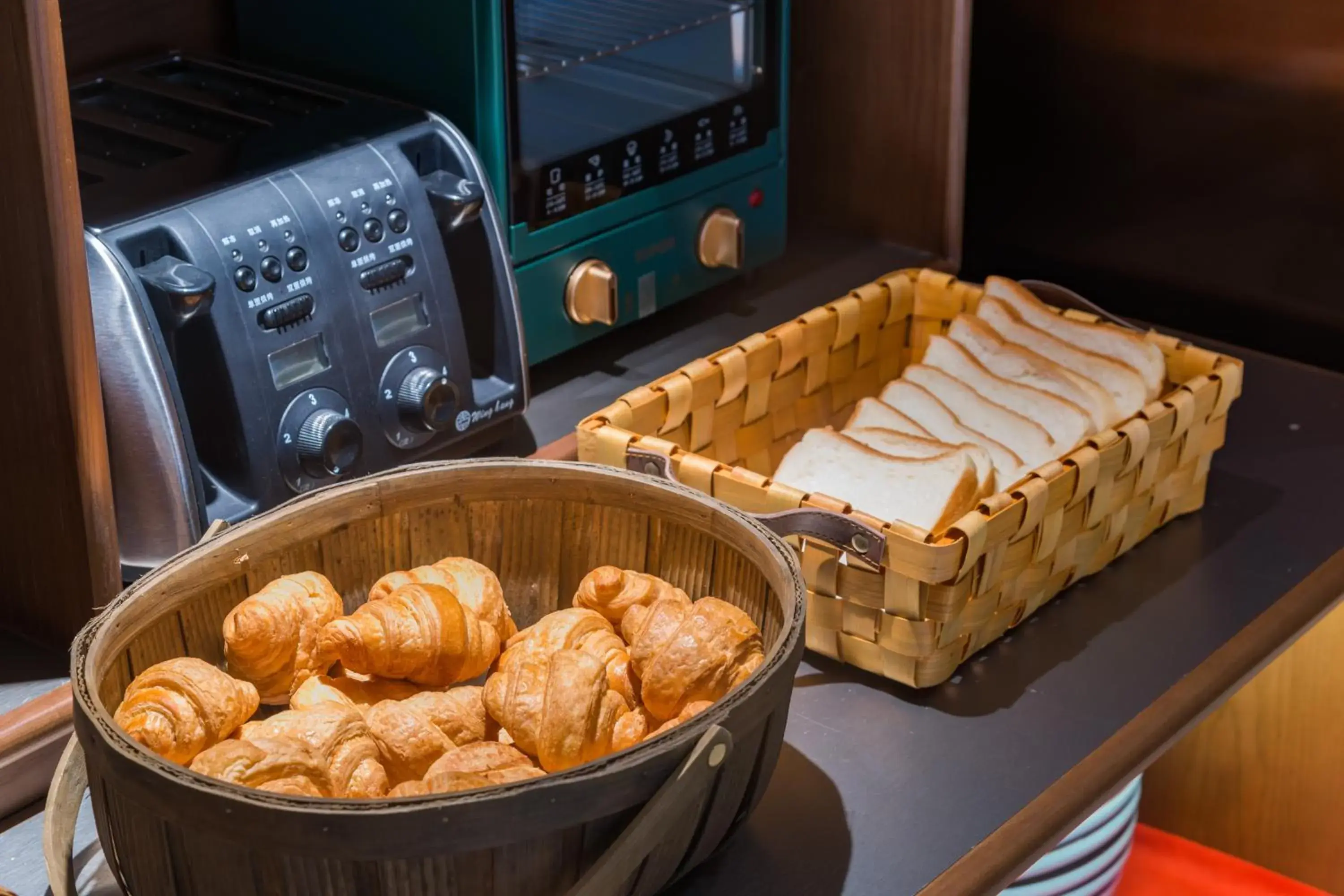 Restaurant/places to eat in Orange Hotel Shanghai World Expo Center Restaurant/places to eat in Orange Hotel Shanghai World Expo Center