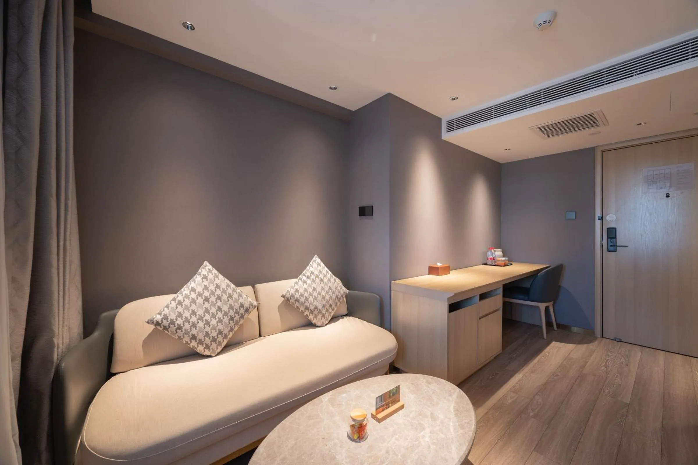 Orange Hotel Beijing West Railway Station Lianbao Road