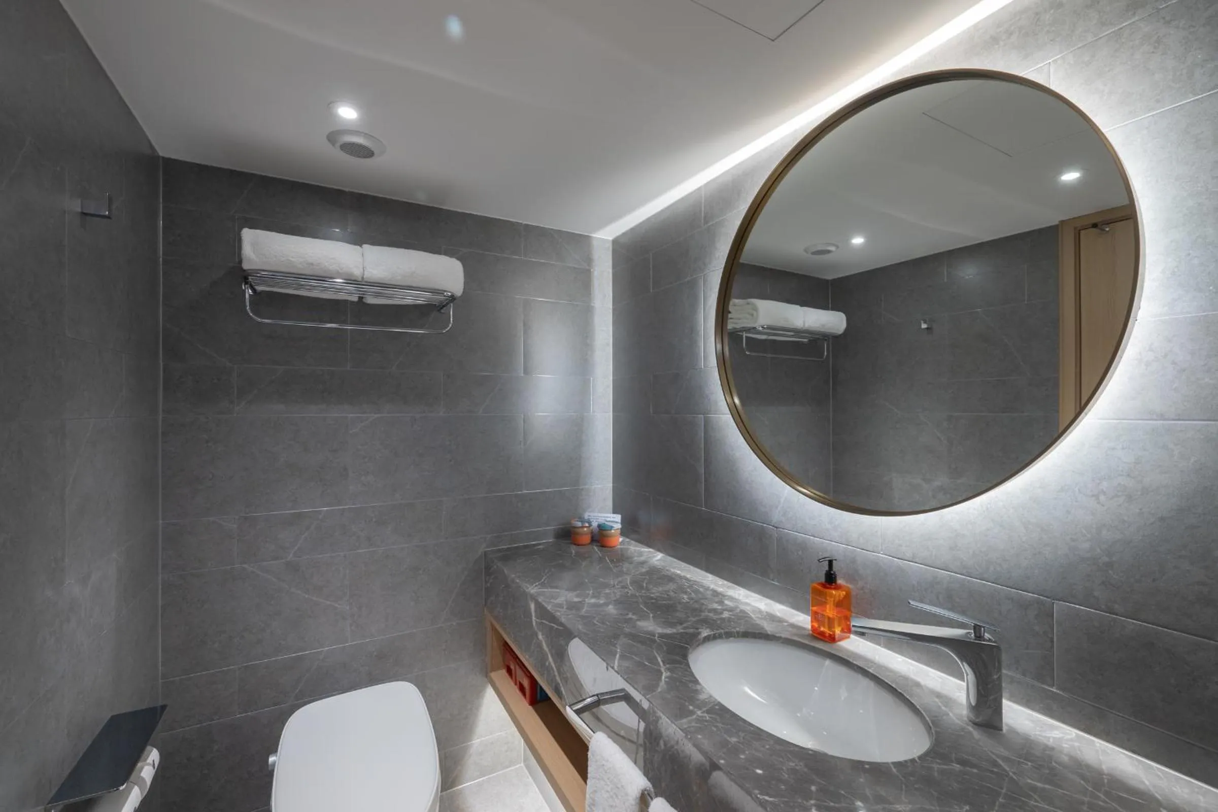 Orange Hotel Beijing West Railway Station Lianbao Road