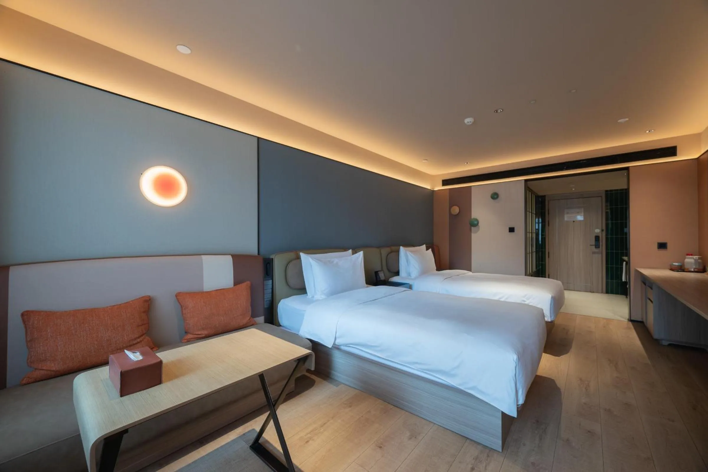 Bed in Orange Hotel Beijing West Railway Station Lianbao Road